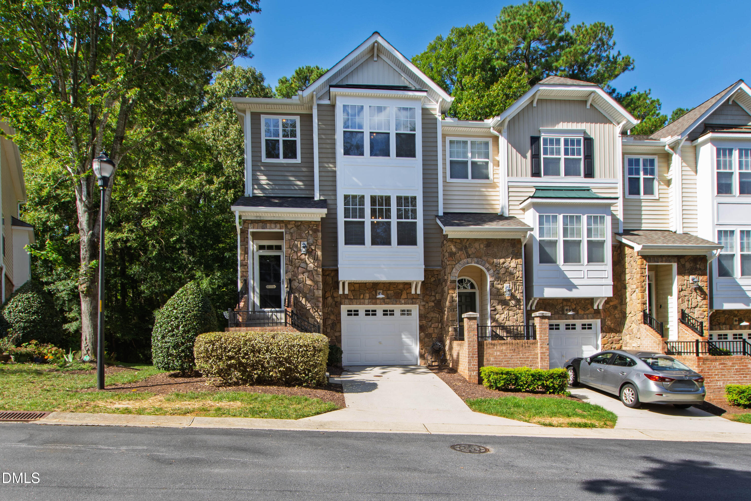 5133 Lady Of The Lake Drive