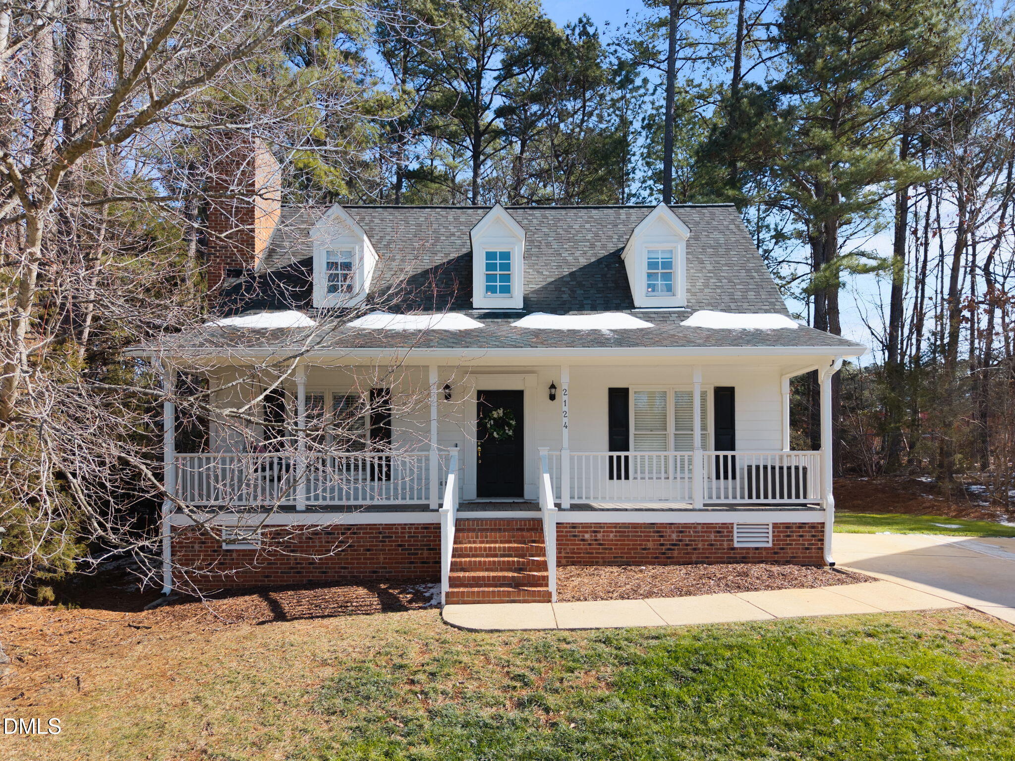 2124 Longwood Drive