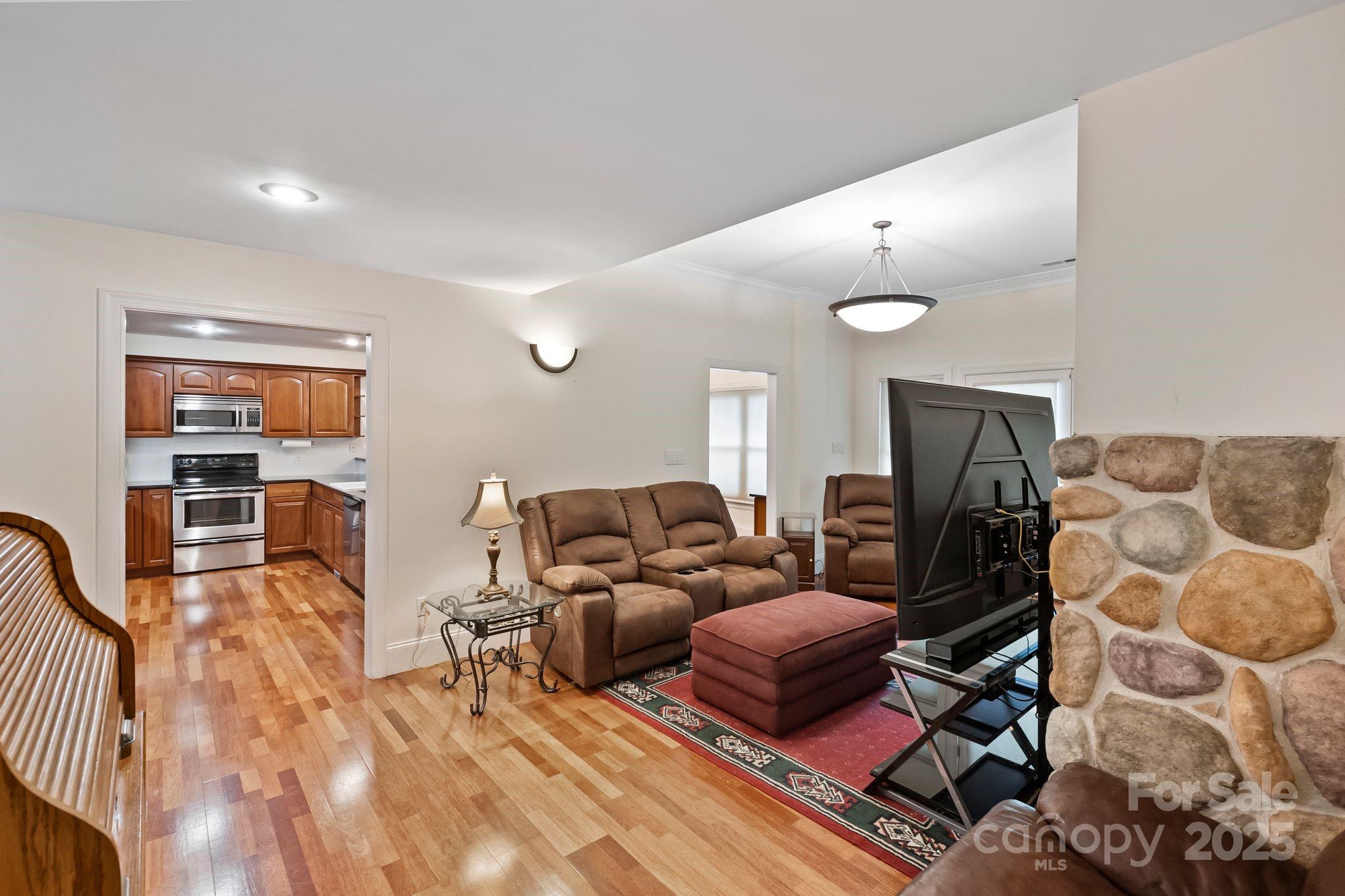 8918 Beach Bluff Court