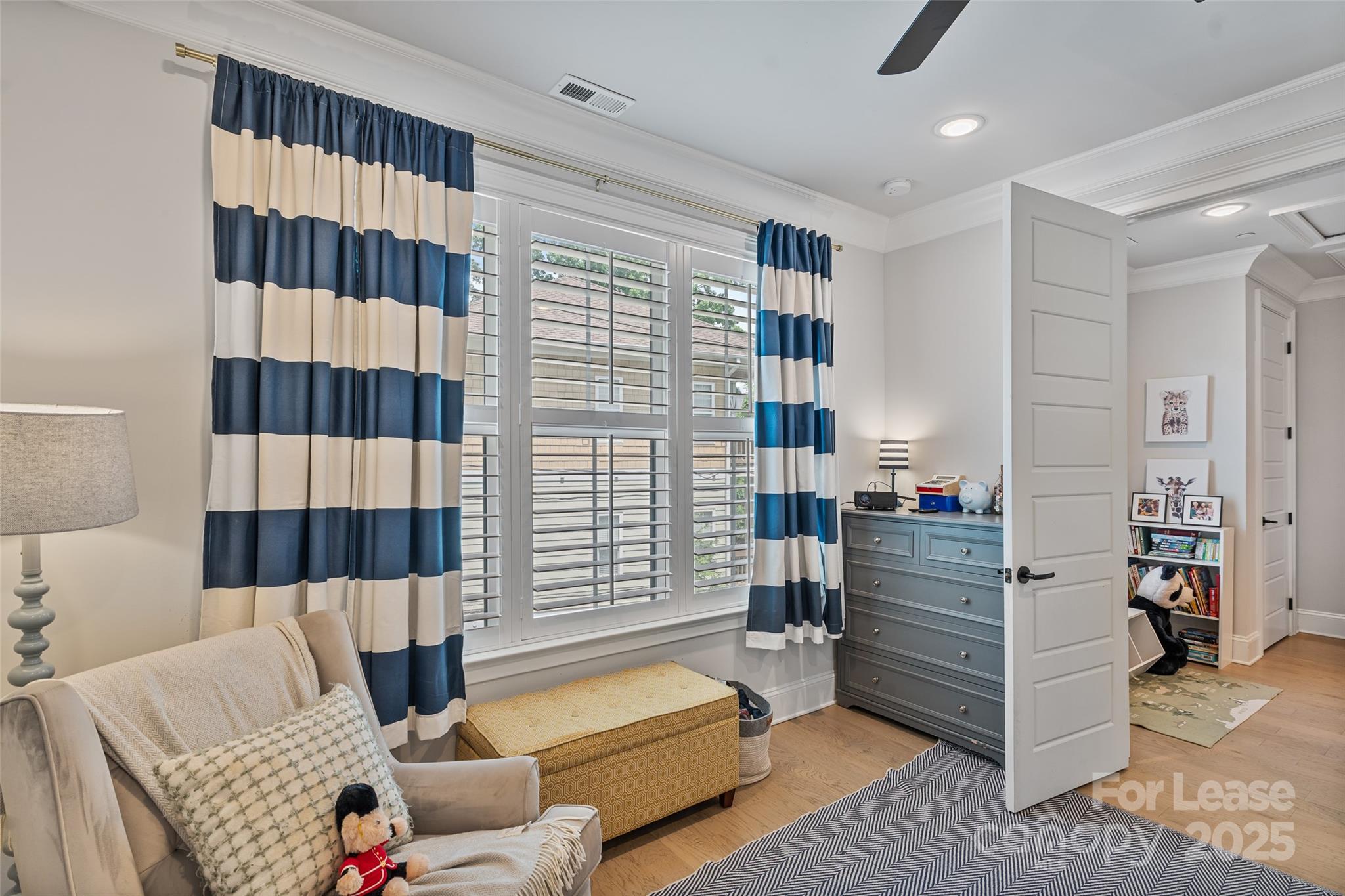 1111 Parkside Greenway Drive