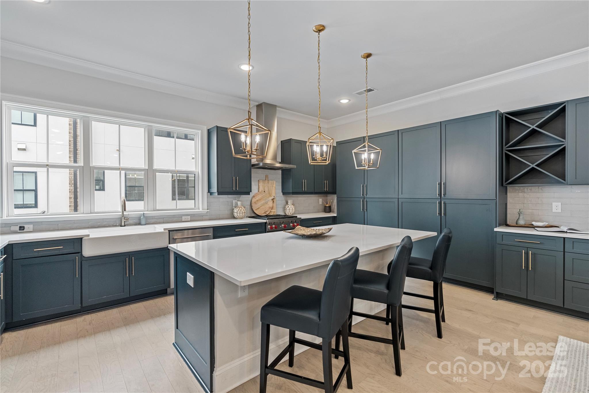 1111 Parkside Greenway Drive