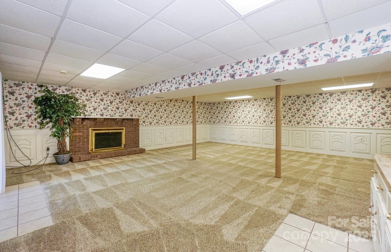 5166 Glenwood Street