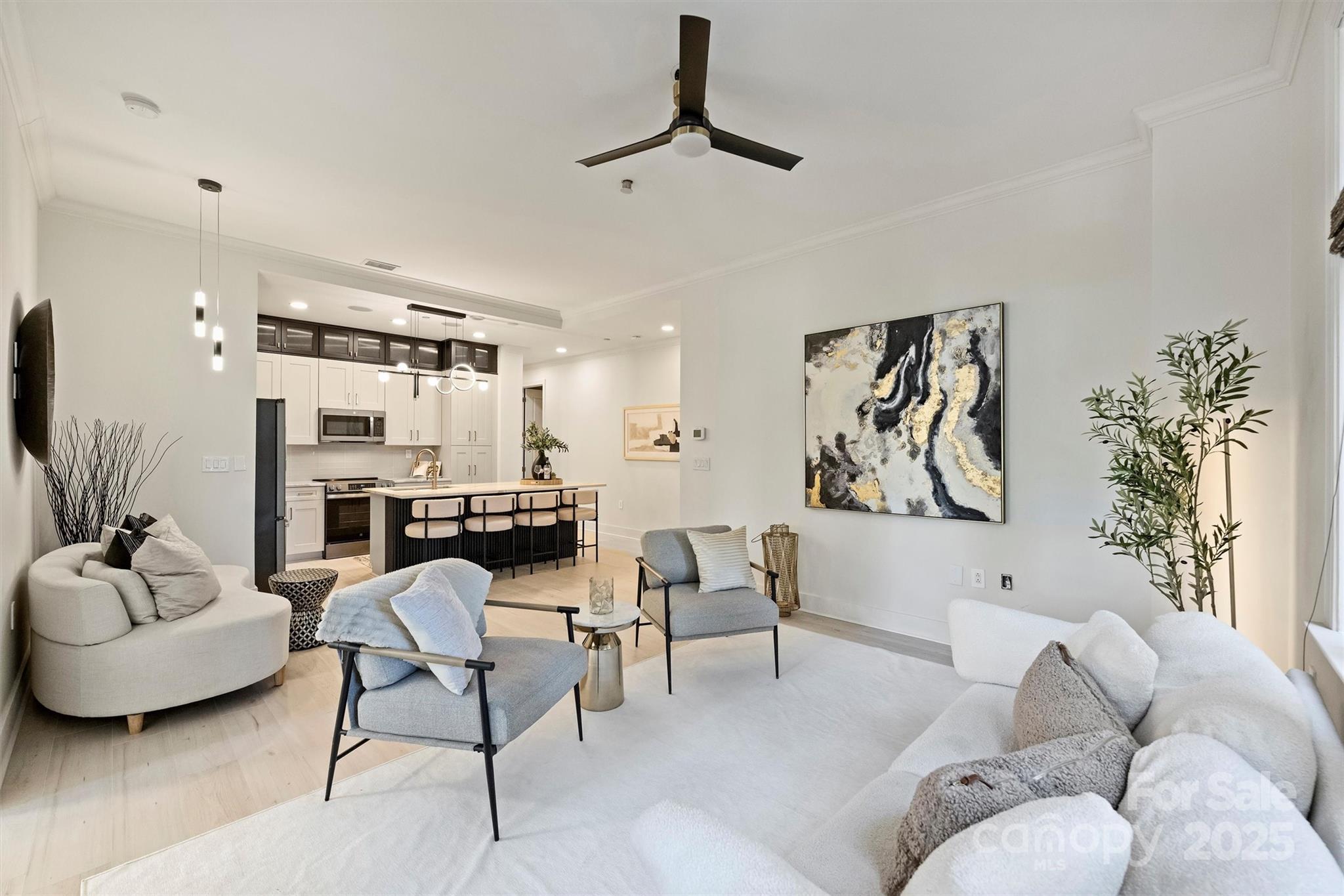 230 S Tryon Street Unit: 307