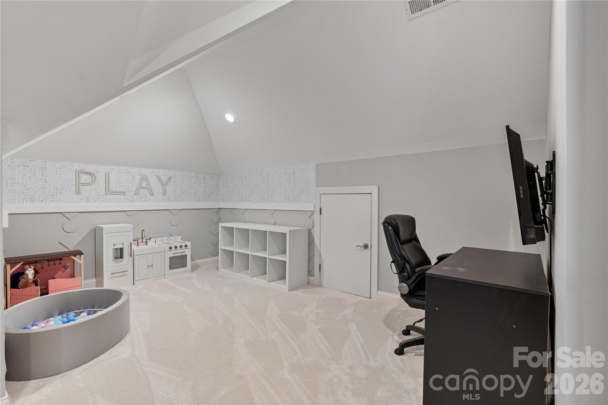 6938 Pebble Bay Drive