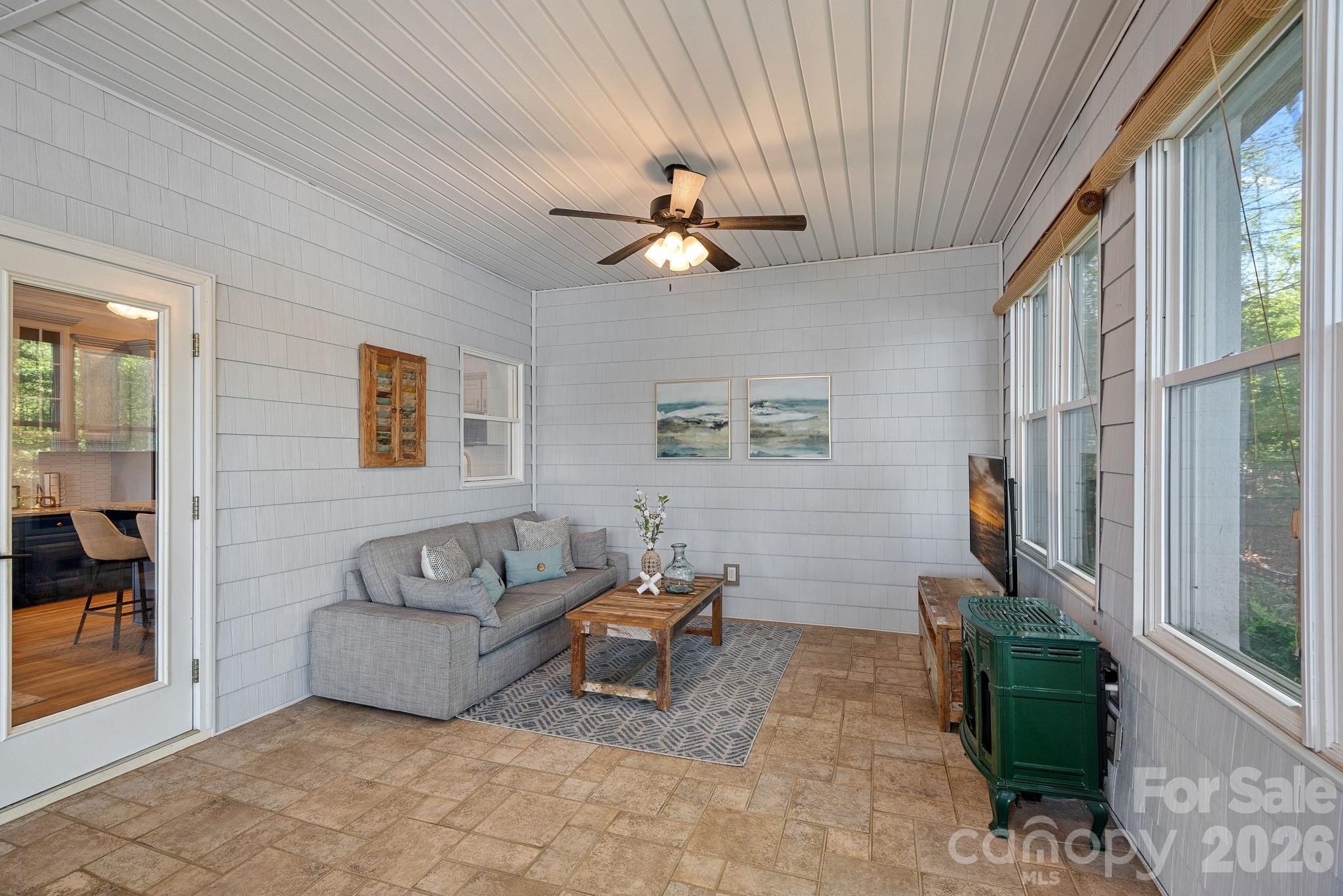 139 Hawks Point Drive