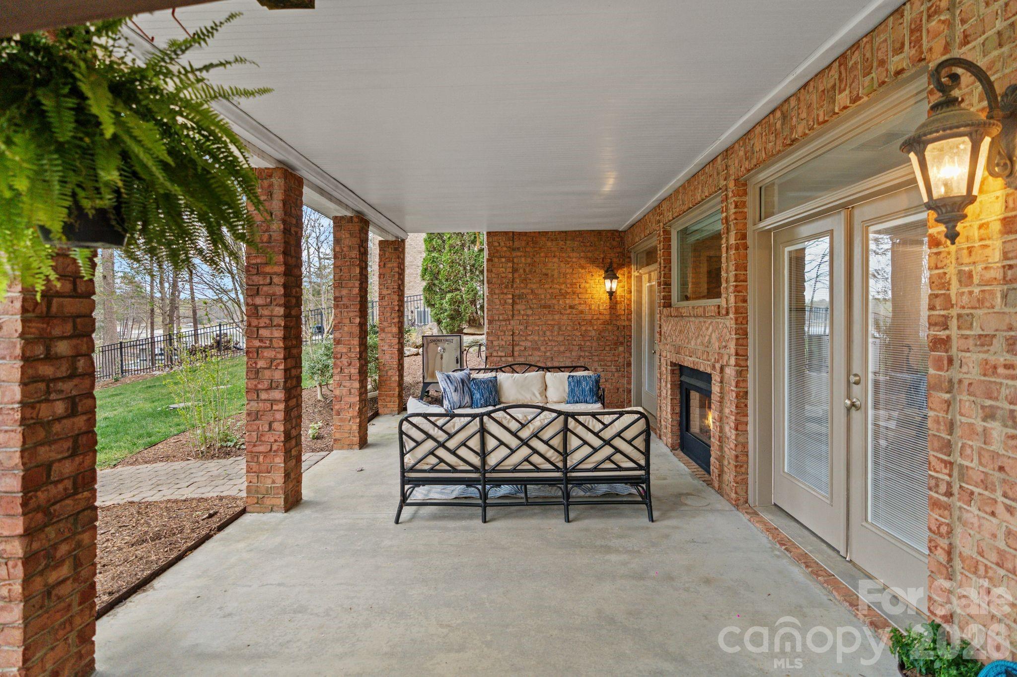 8915 Linden Grove Court