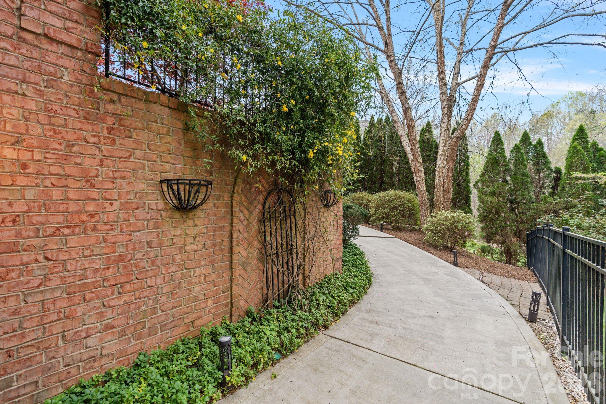 8915 Linden Grove Court