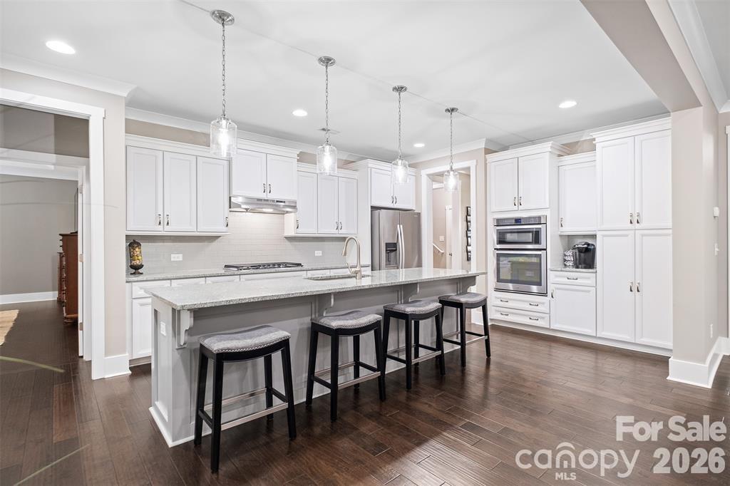 6354 Harbor Oaks Drive