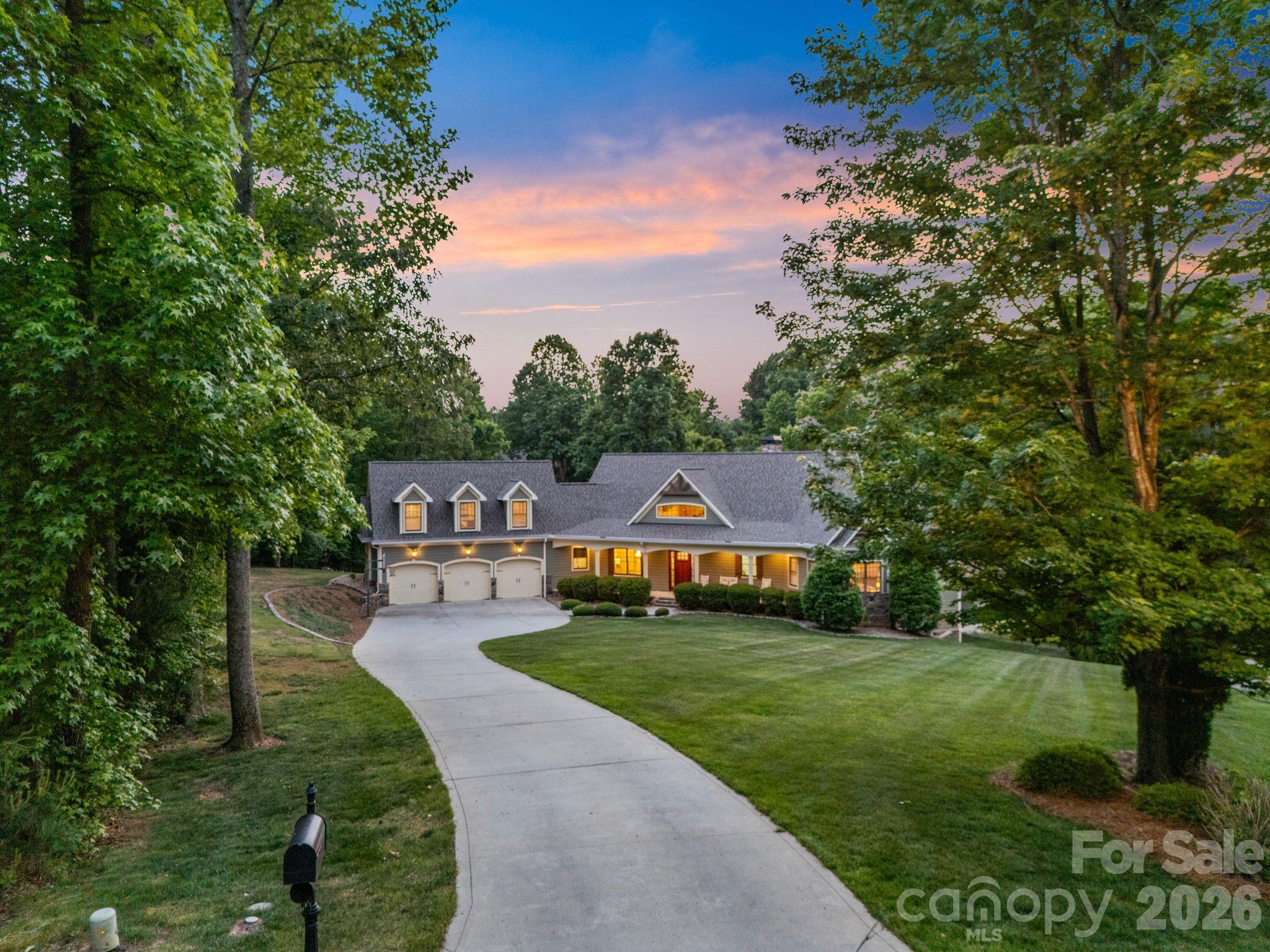 2243 Whiterock Court