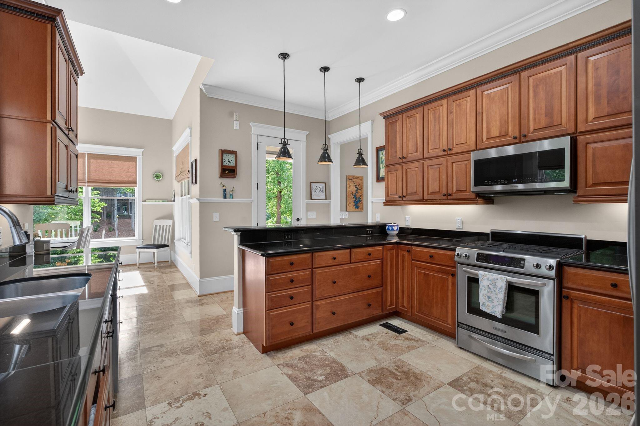 2243 Whiterock Court