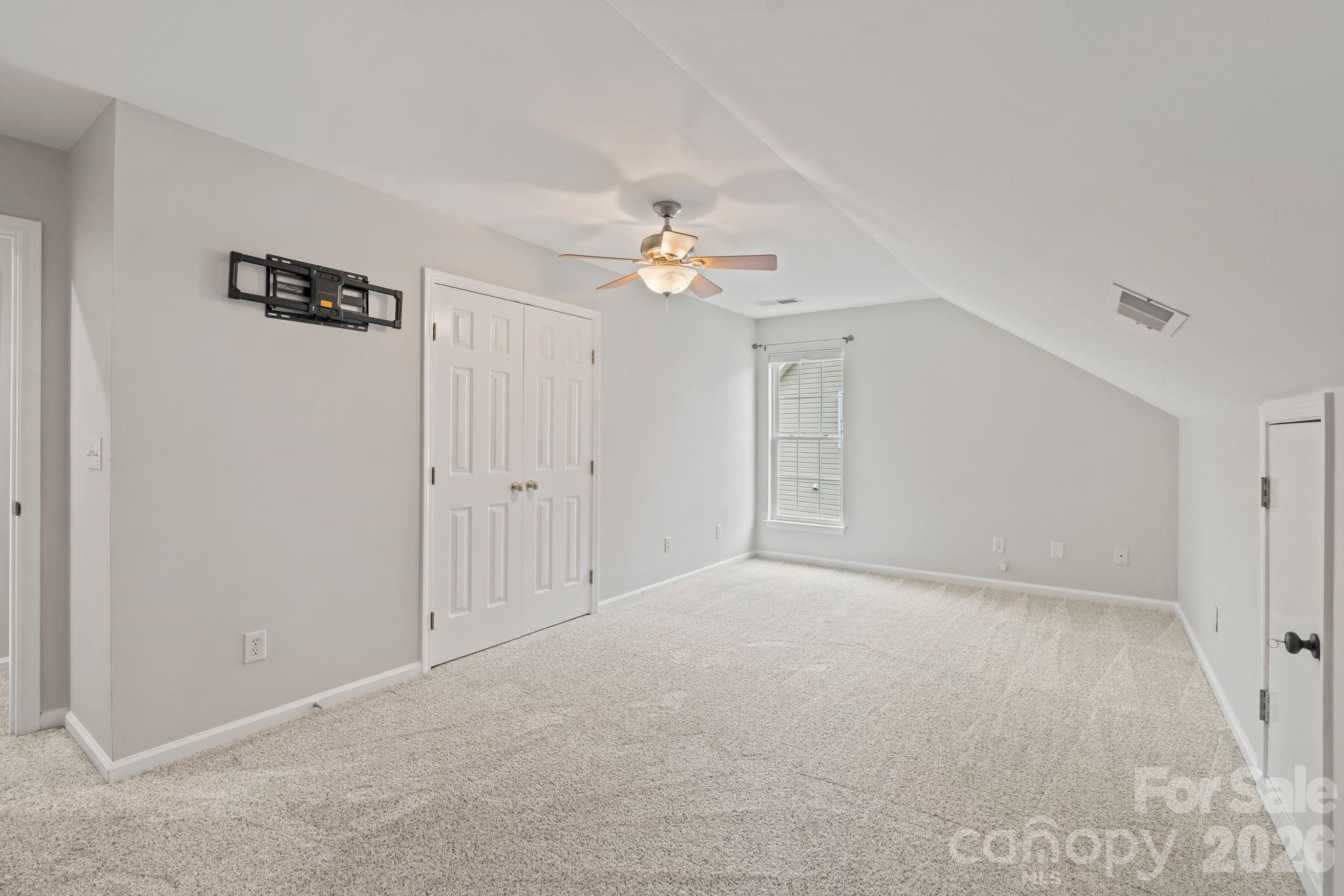 2435 Smith Cove Road