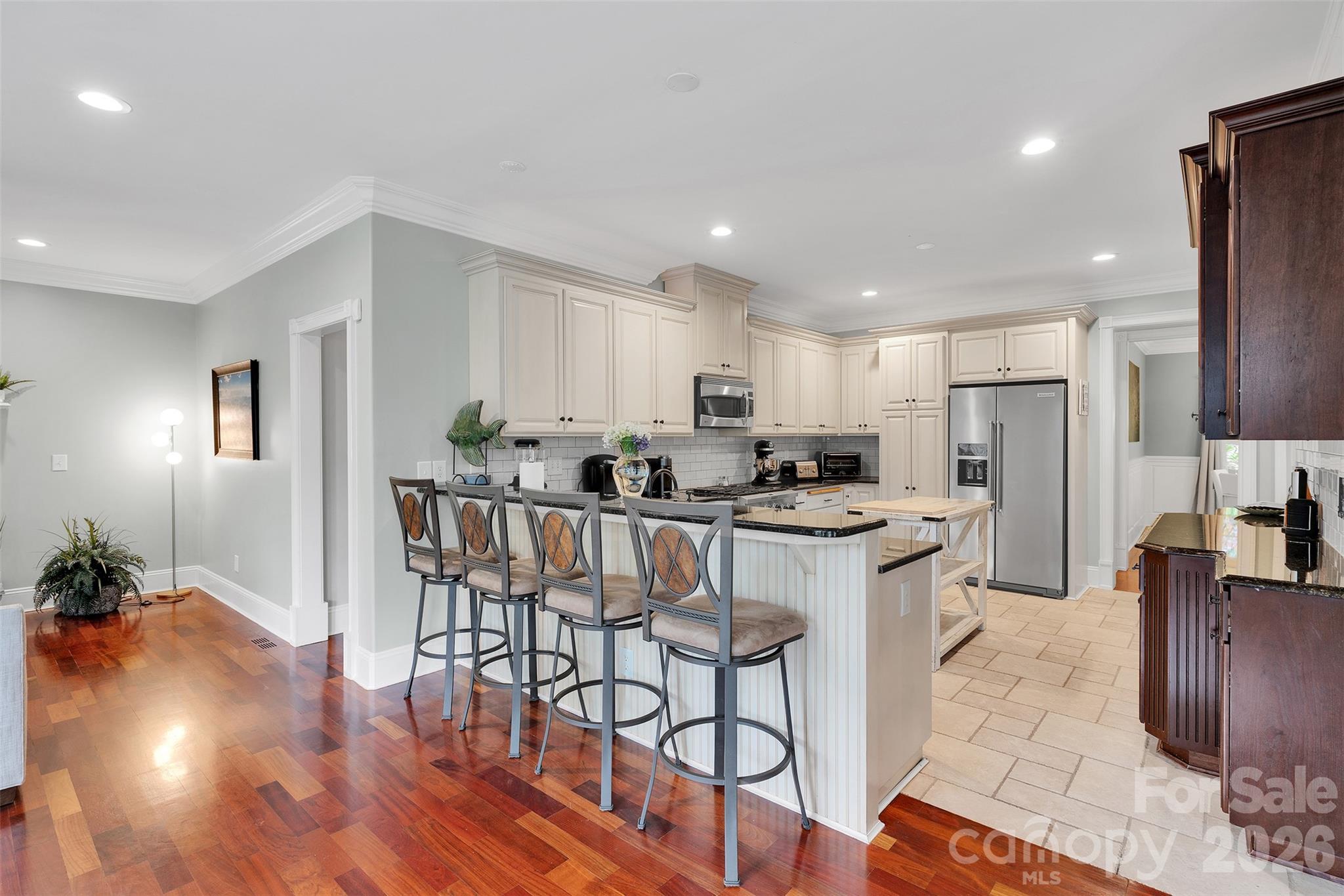 4552 Sawgrass Court