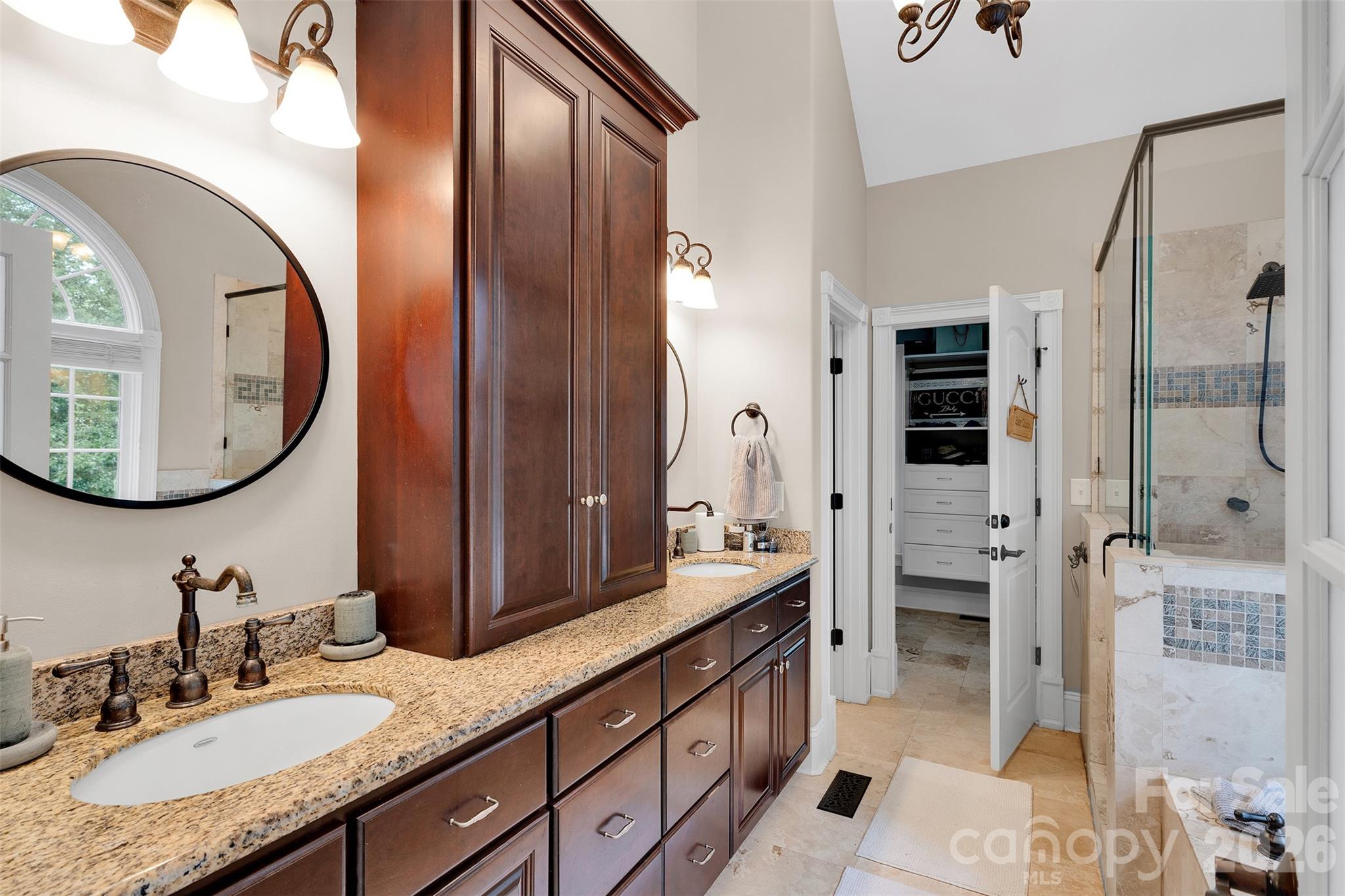 4552 Sawgrass Court