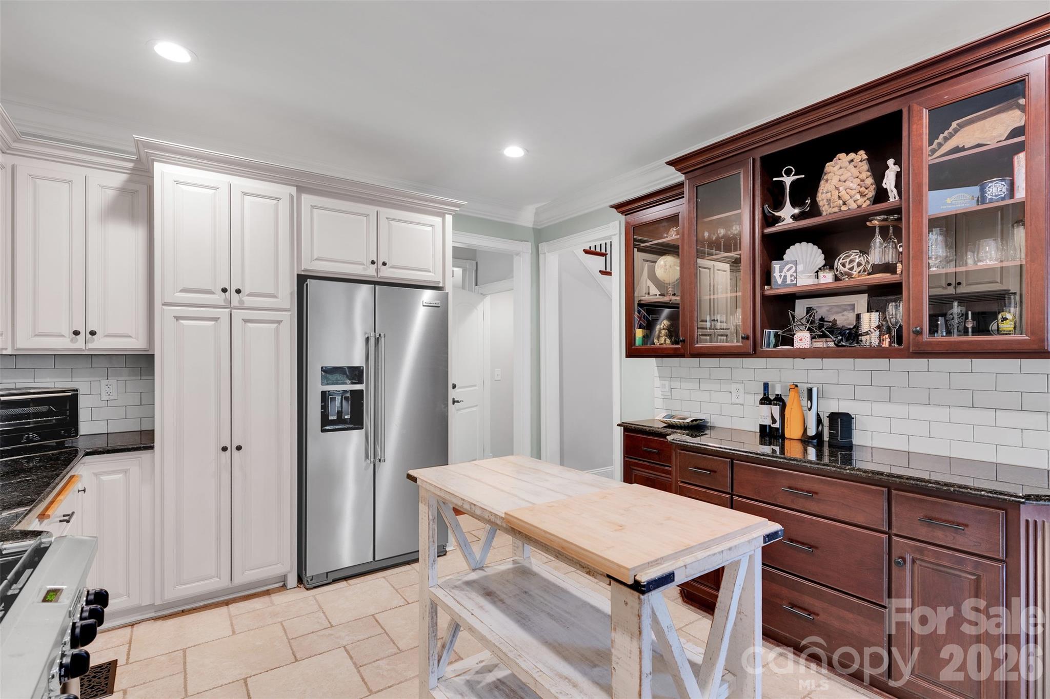 4552 Sawgrass Court