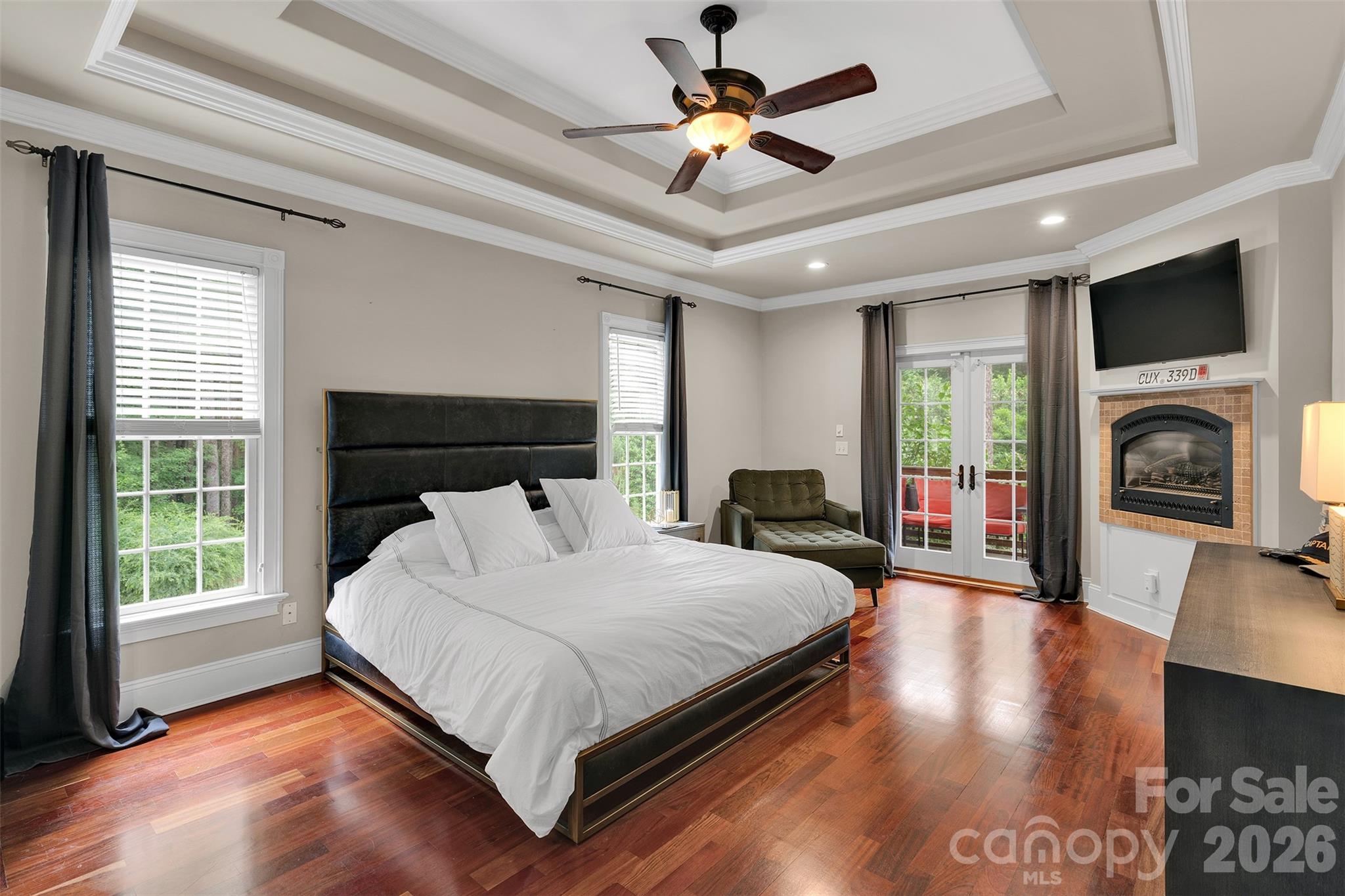 4552 Sawgrass Court