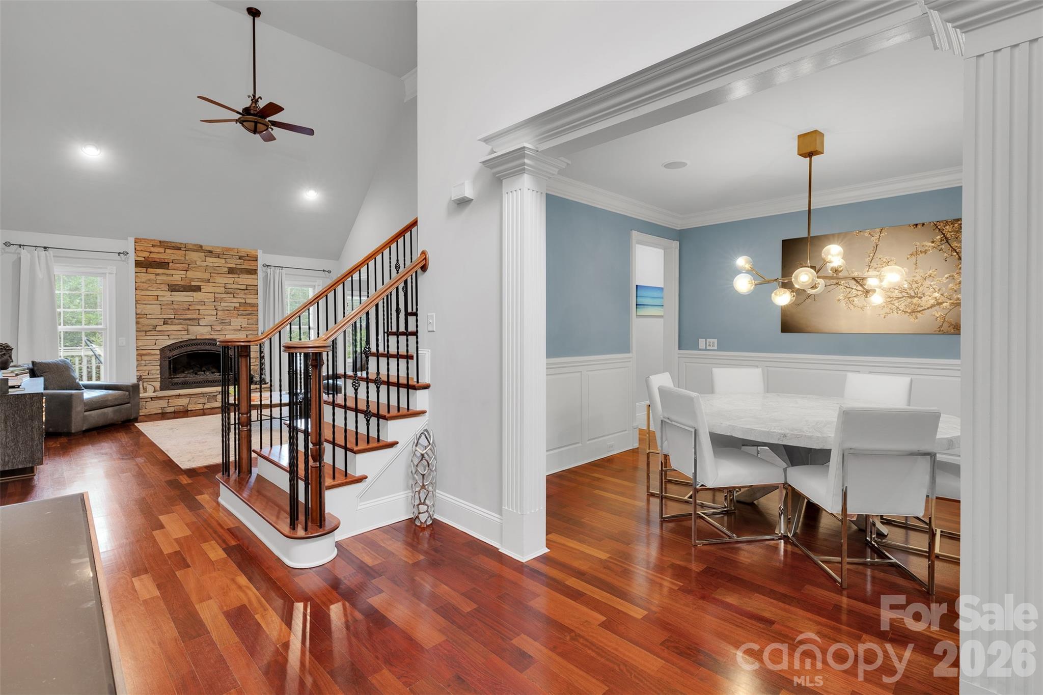 4552 Sawgrass Court