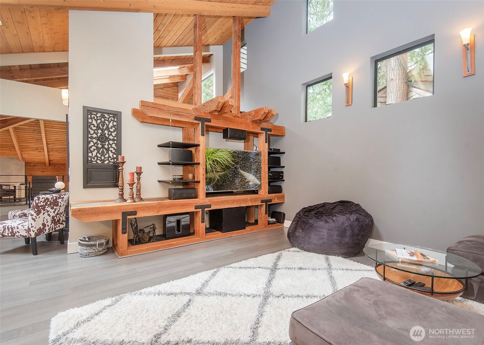 6724 Marine View Drive