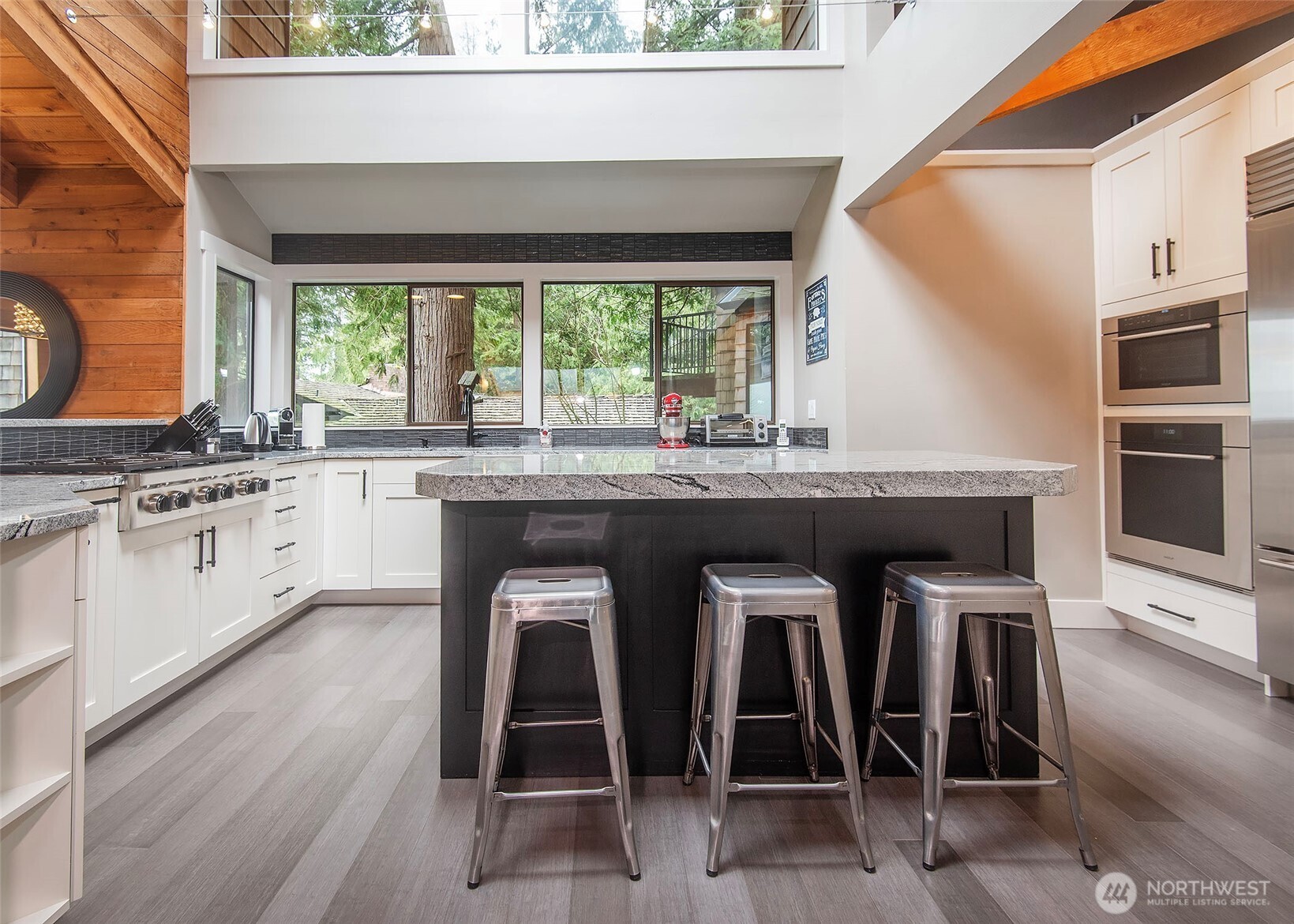 6724 Marine View Drive