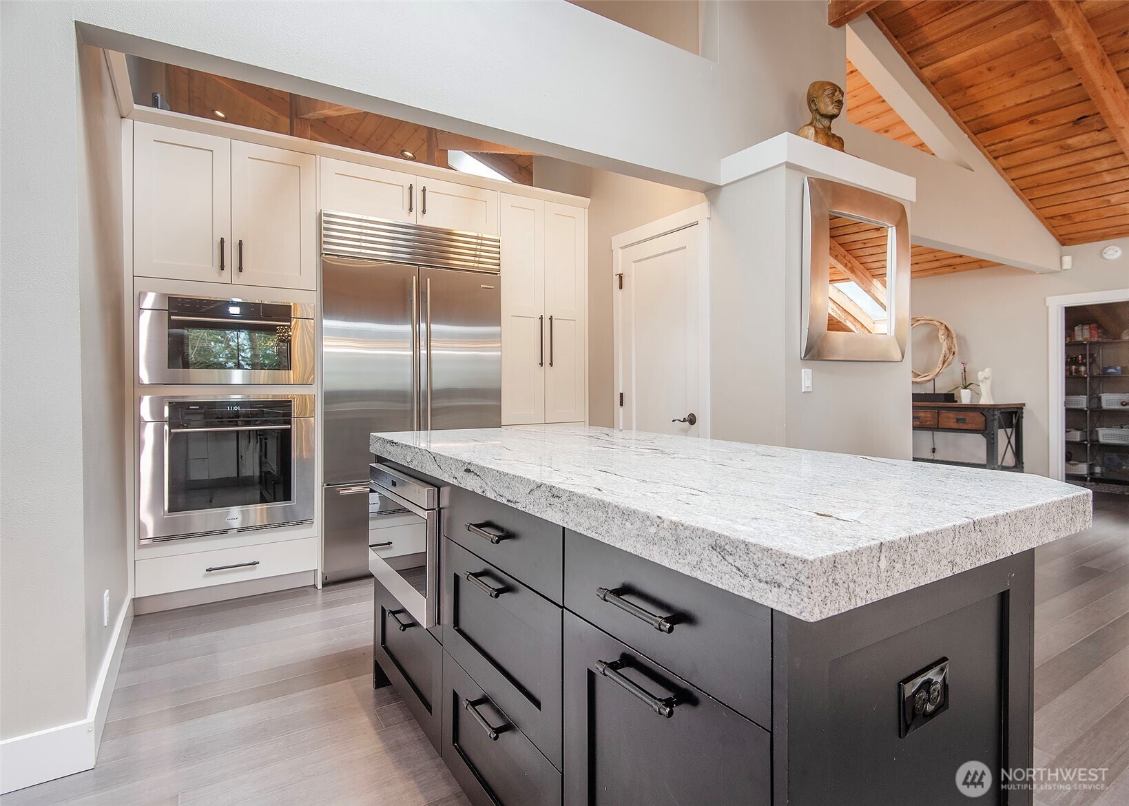 6724 Marine View Drive