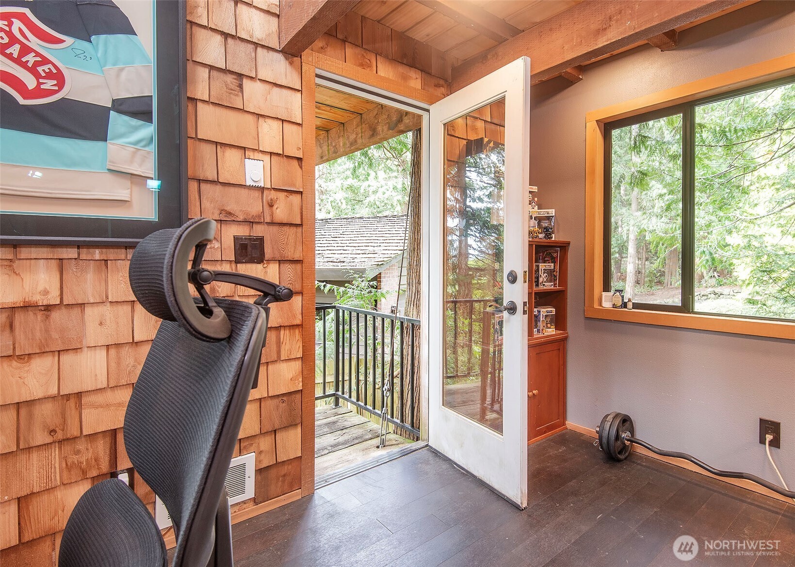 6724 Marine View Drive