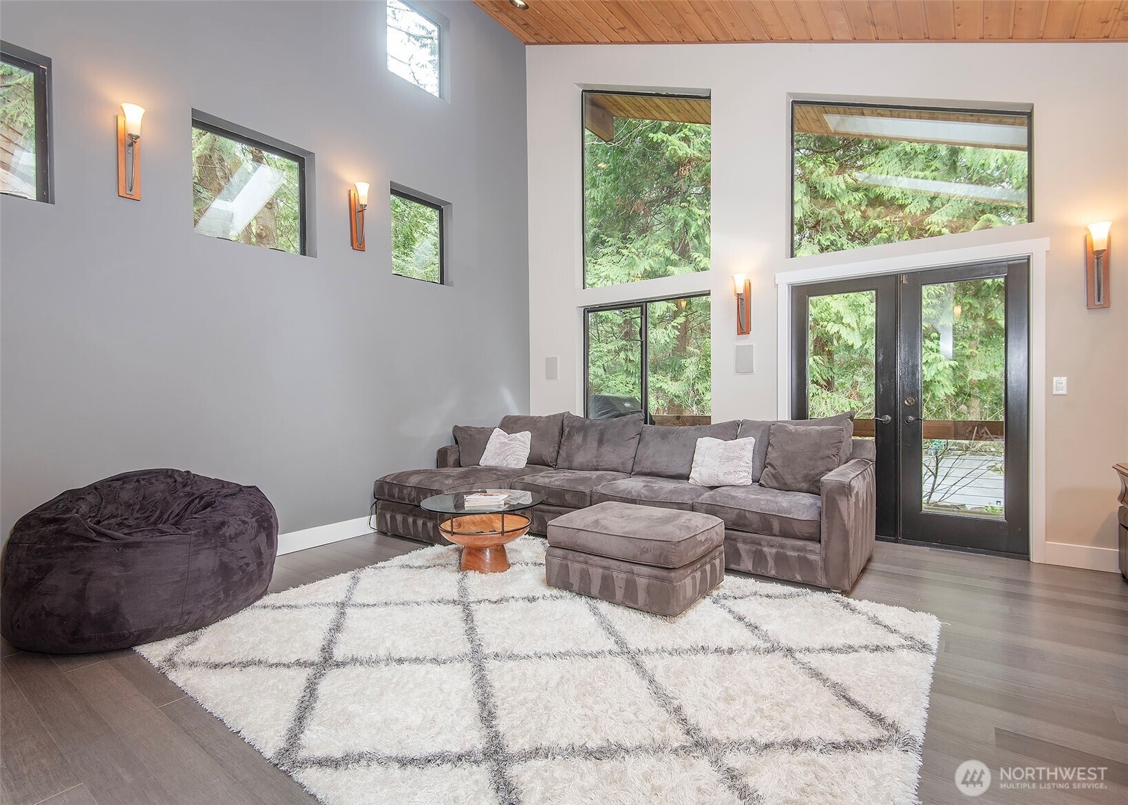 6724 Marine View Drive