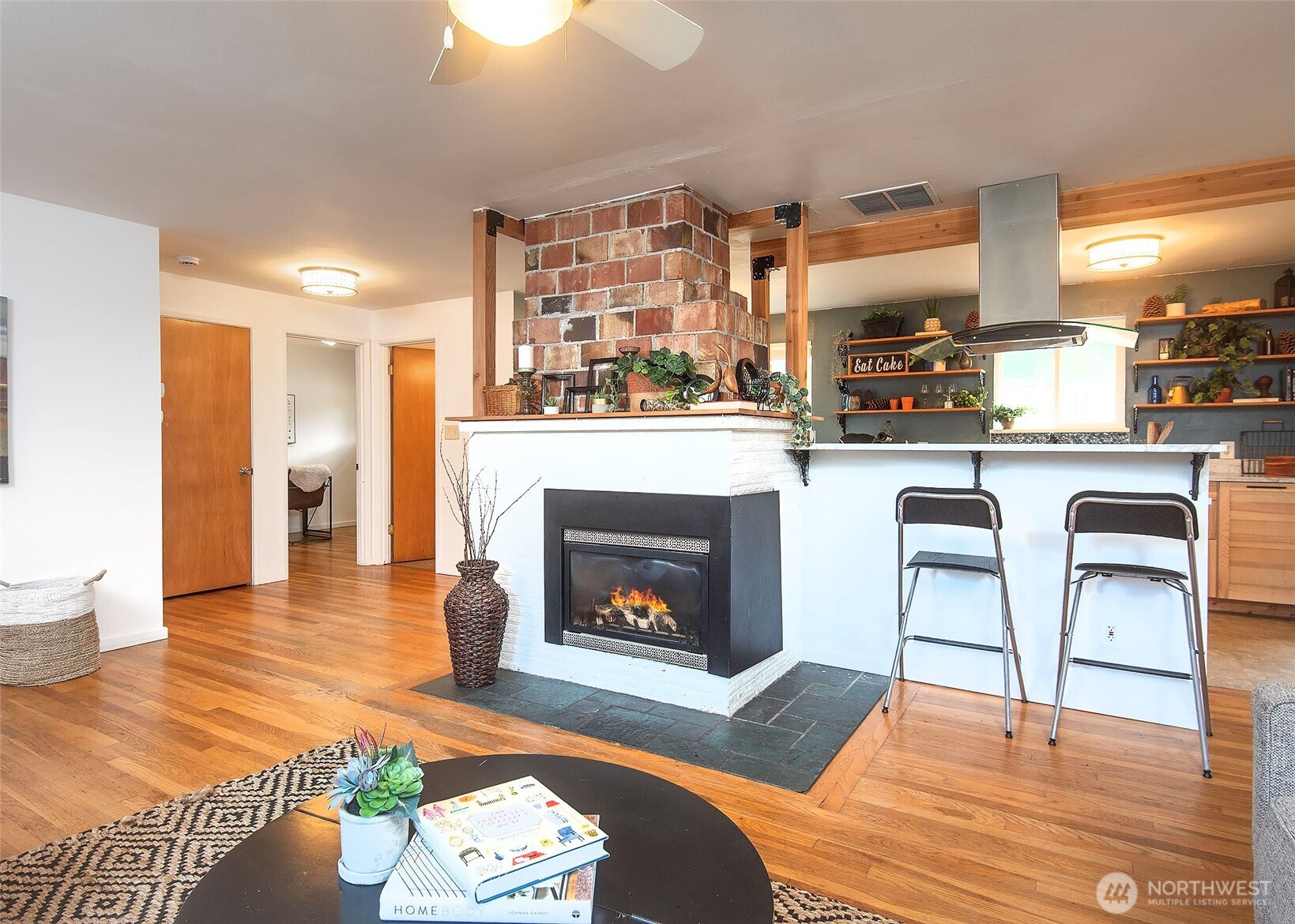 18052 7th Avenue NE