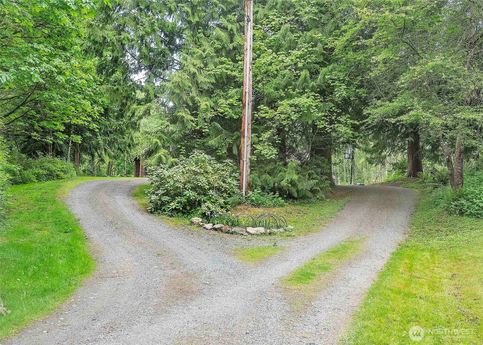 5707 316th Street NW