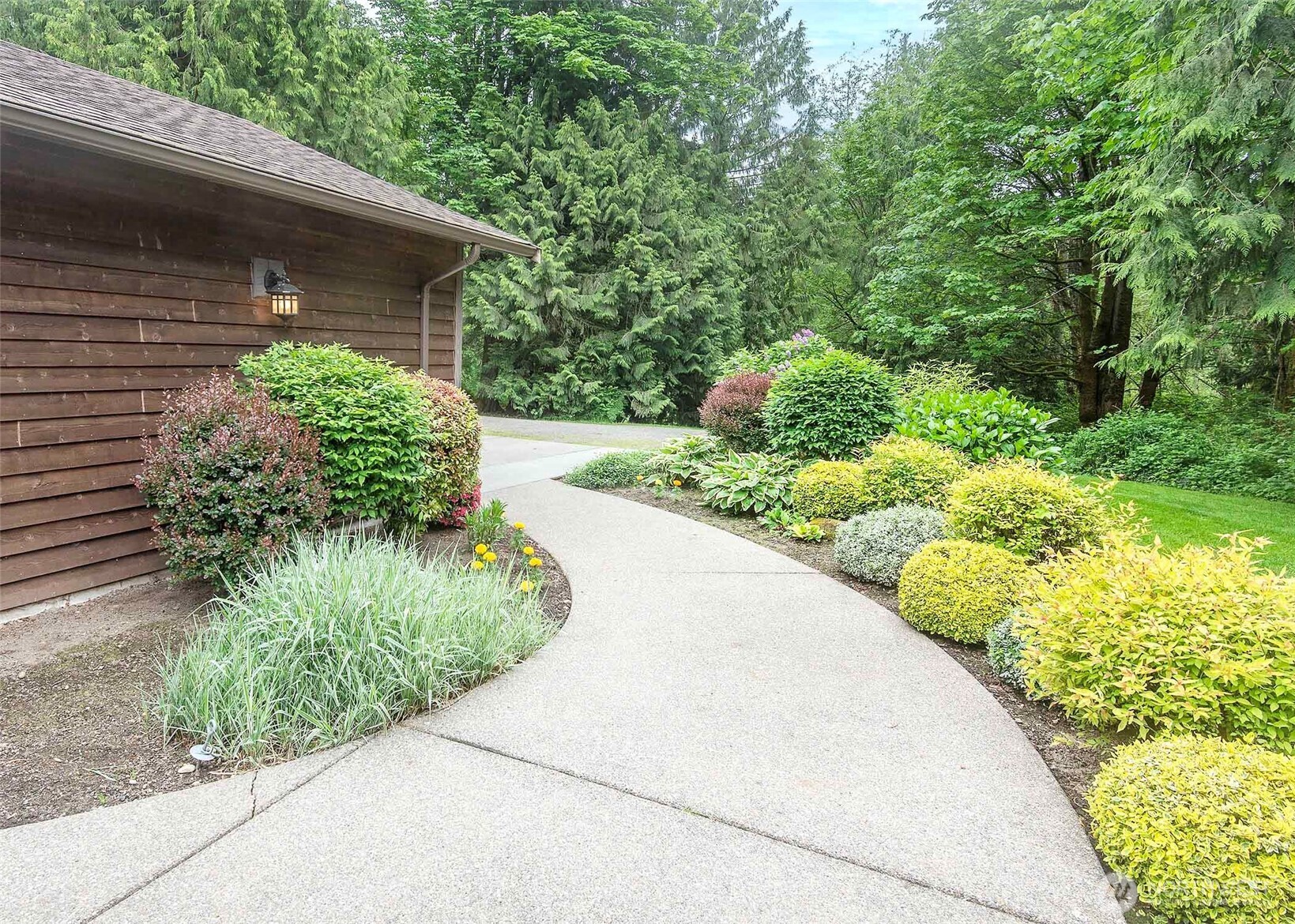 5707 316th Street NW