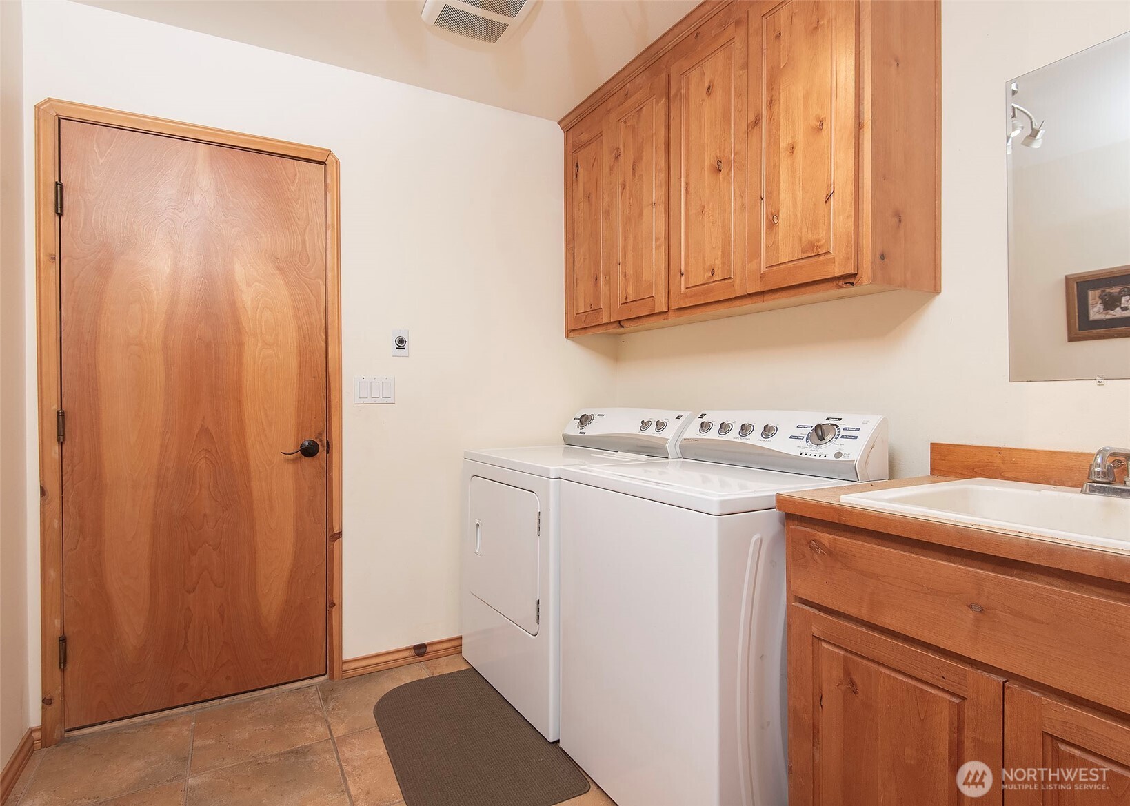 5707 316th Street NW