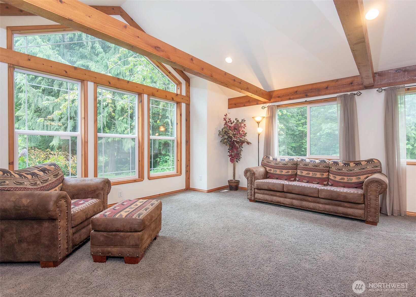 5707 316th Street NW