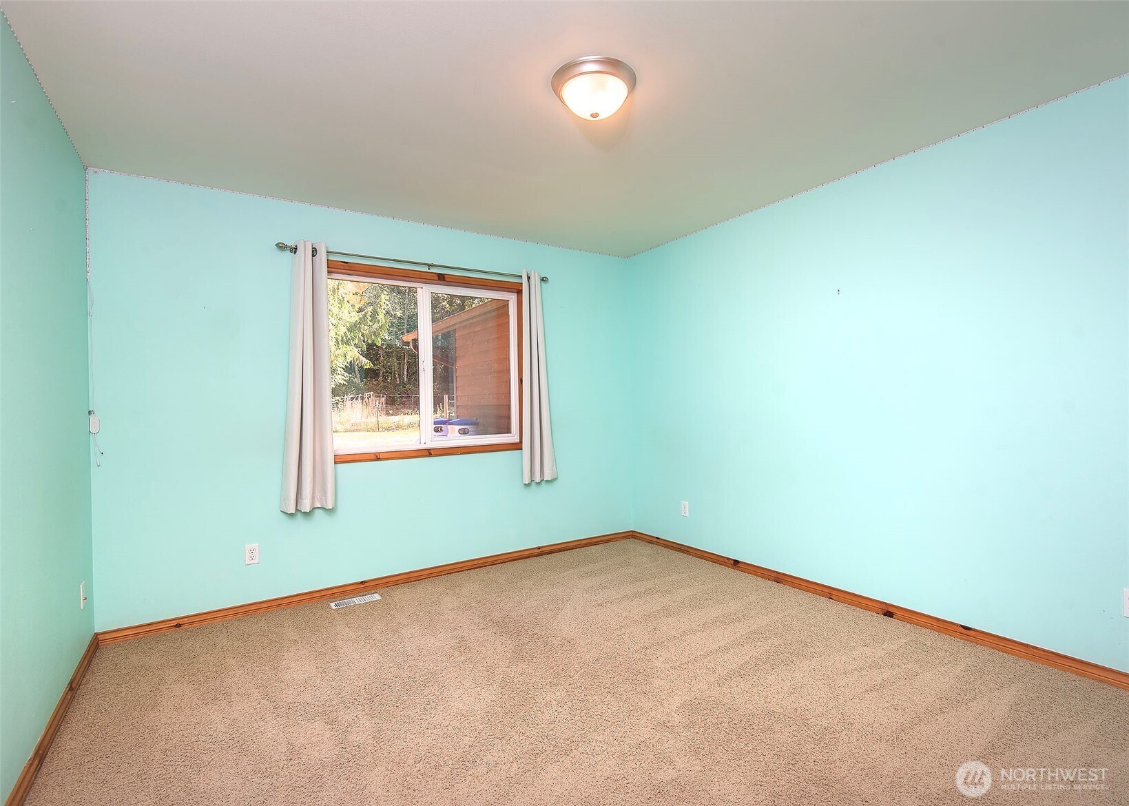 5707 316th Street NW