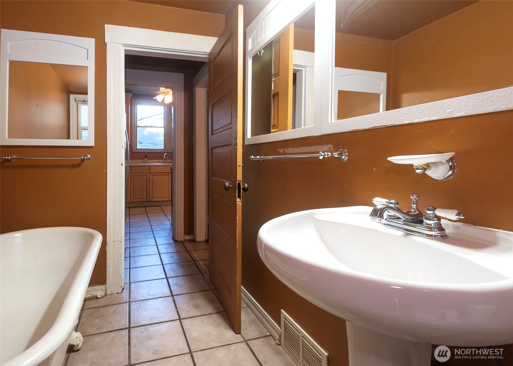 2214 N 60th Street