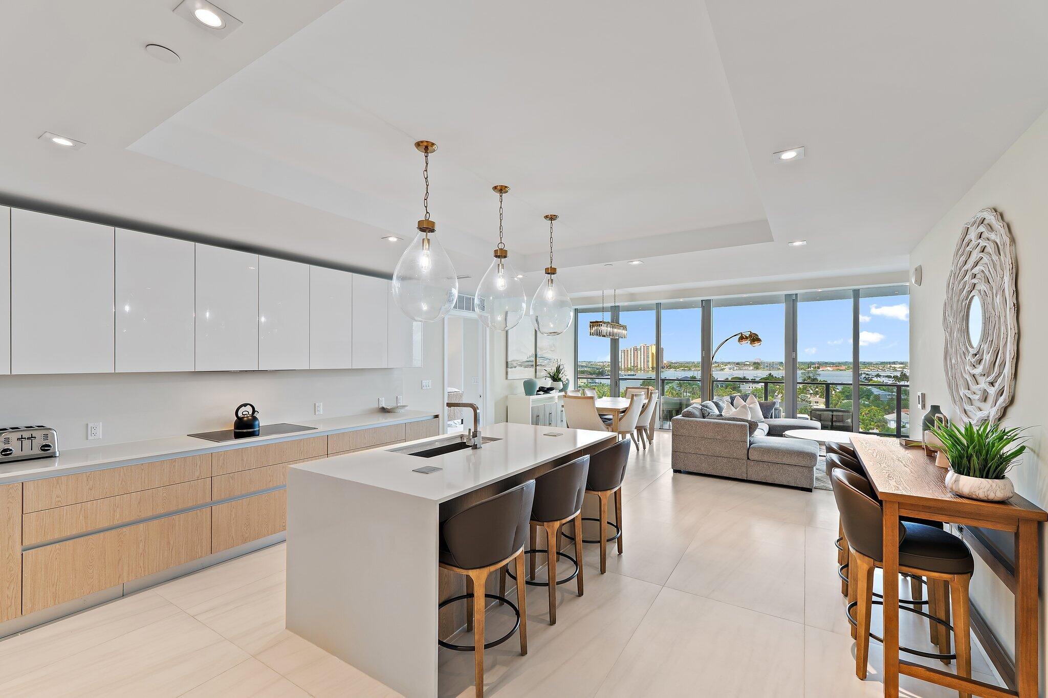 3100 N Ocean 906