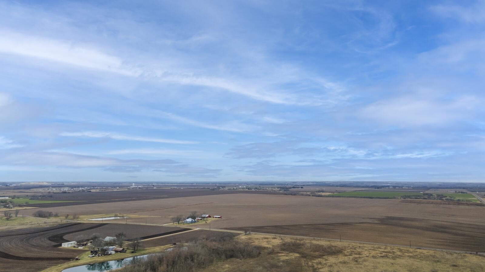 1051 CR 369
