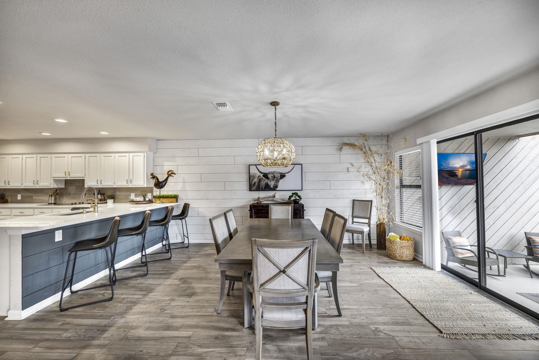 409 Lucy Ln