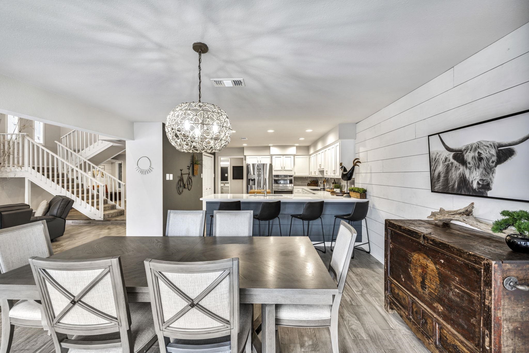 409 Lucy Ln