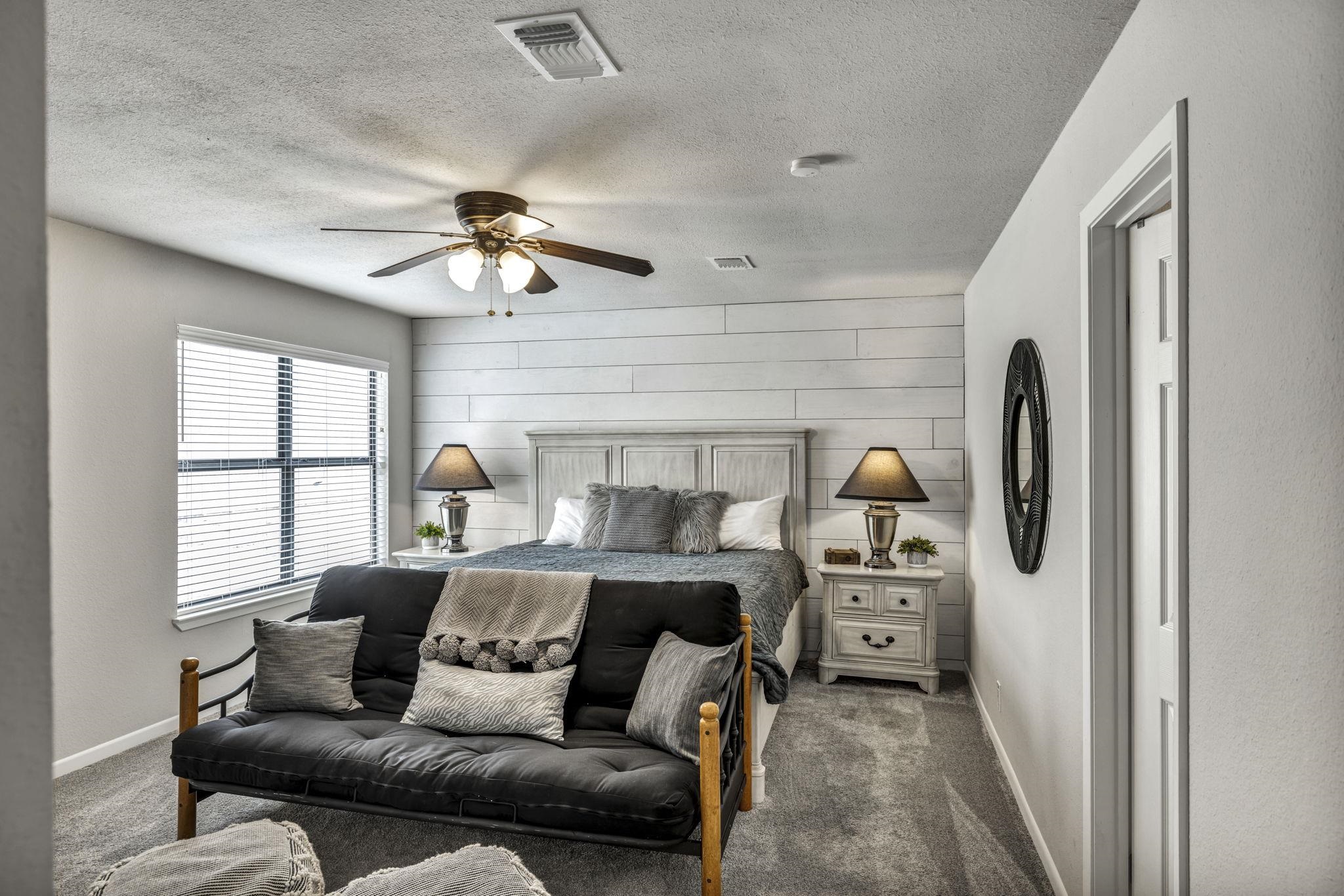 409 Lucy Ln