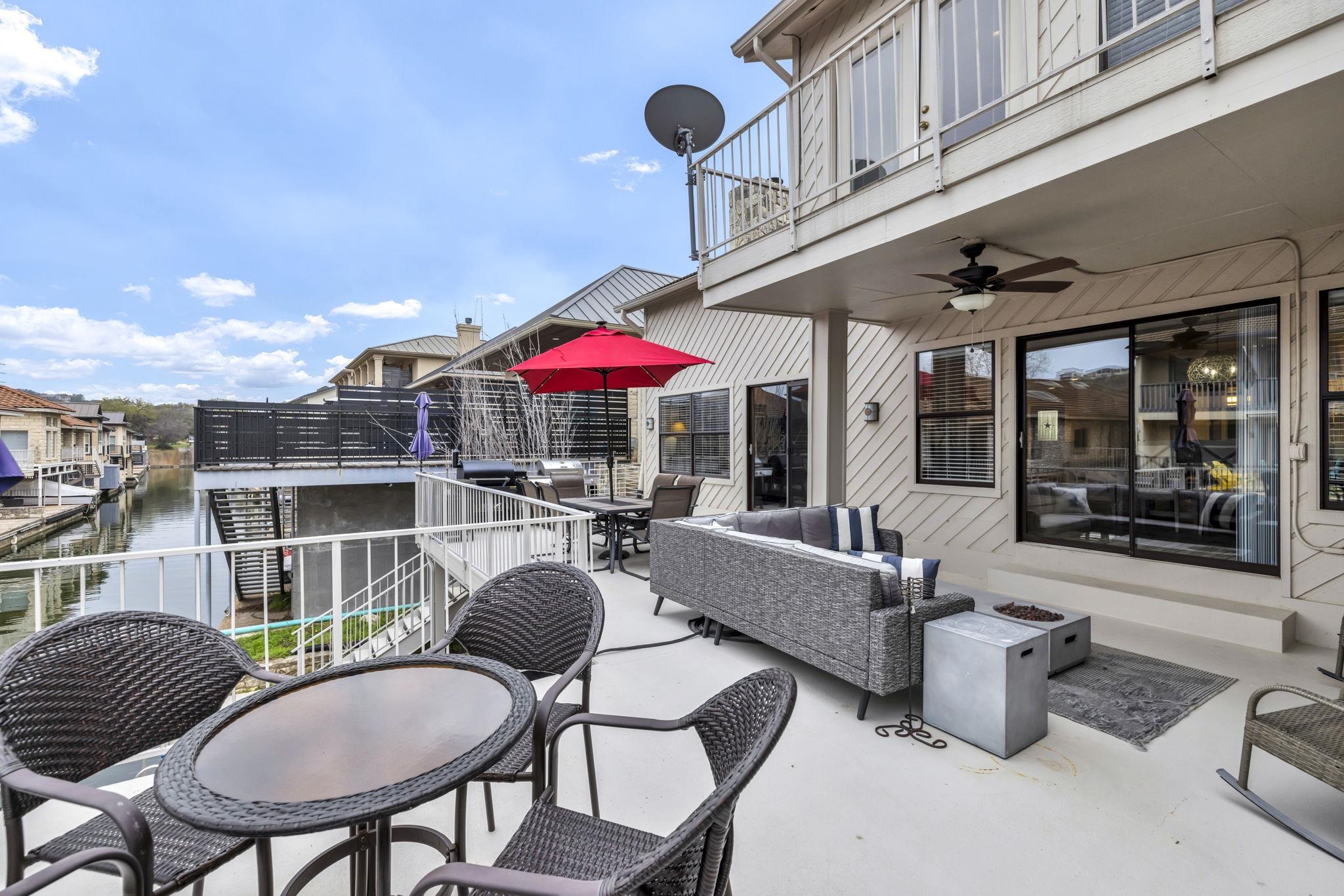 409 Lucy Ln