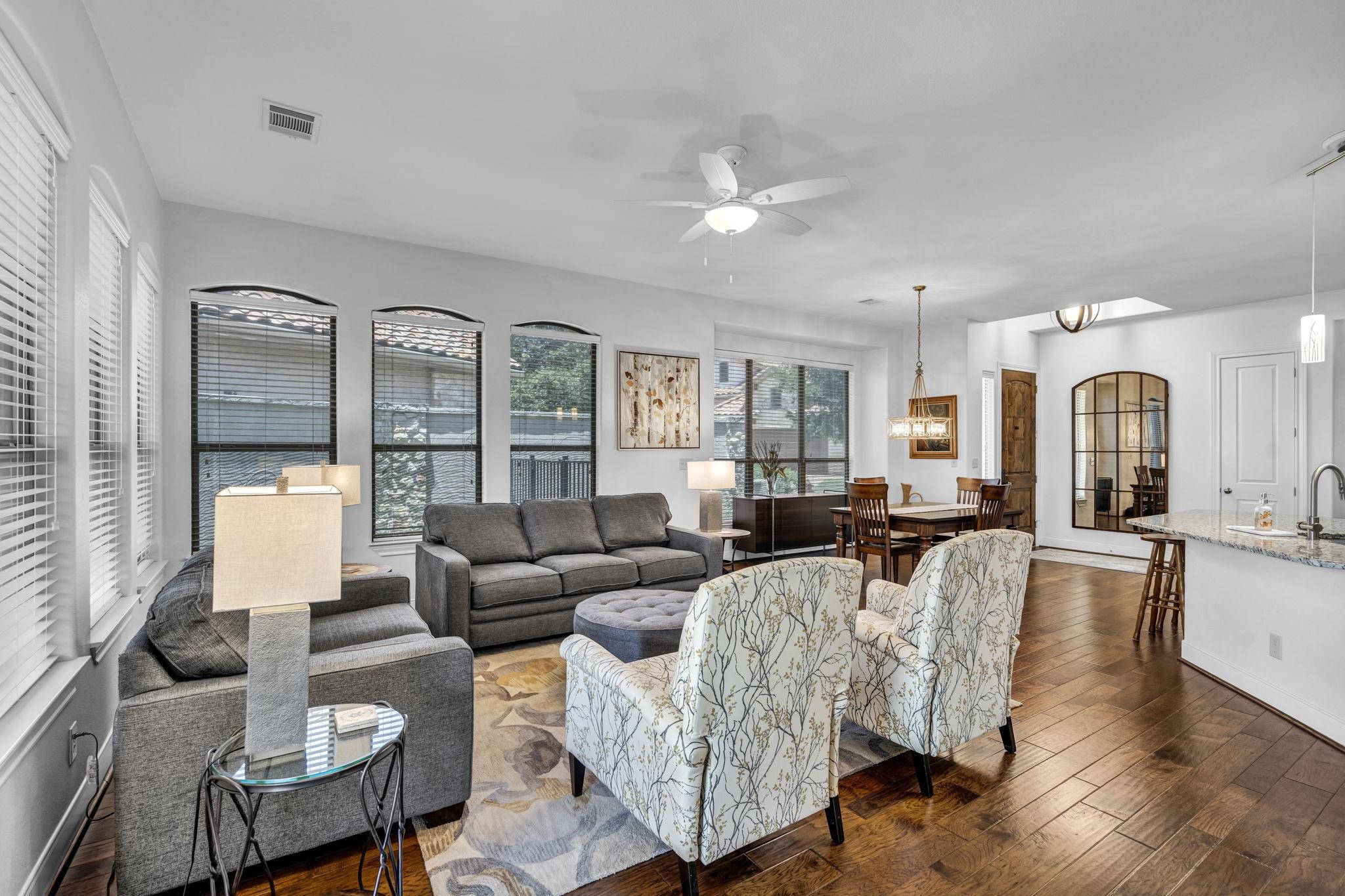 102 Milan Ct