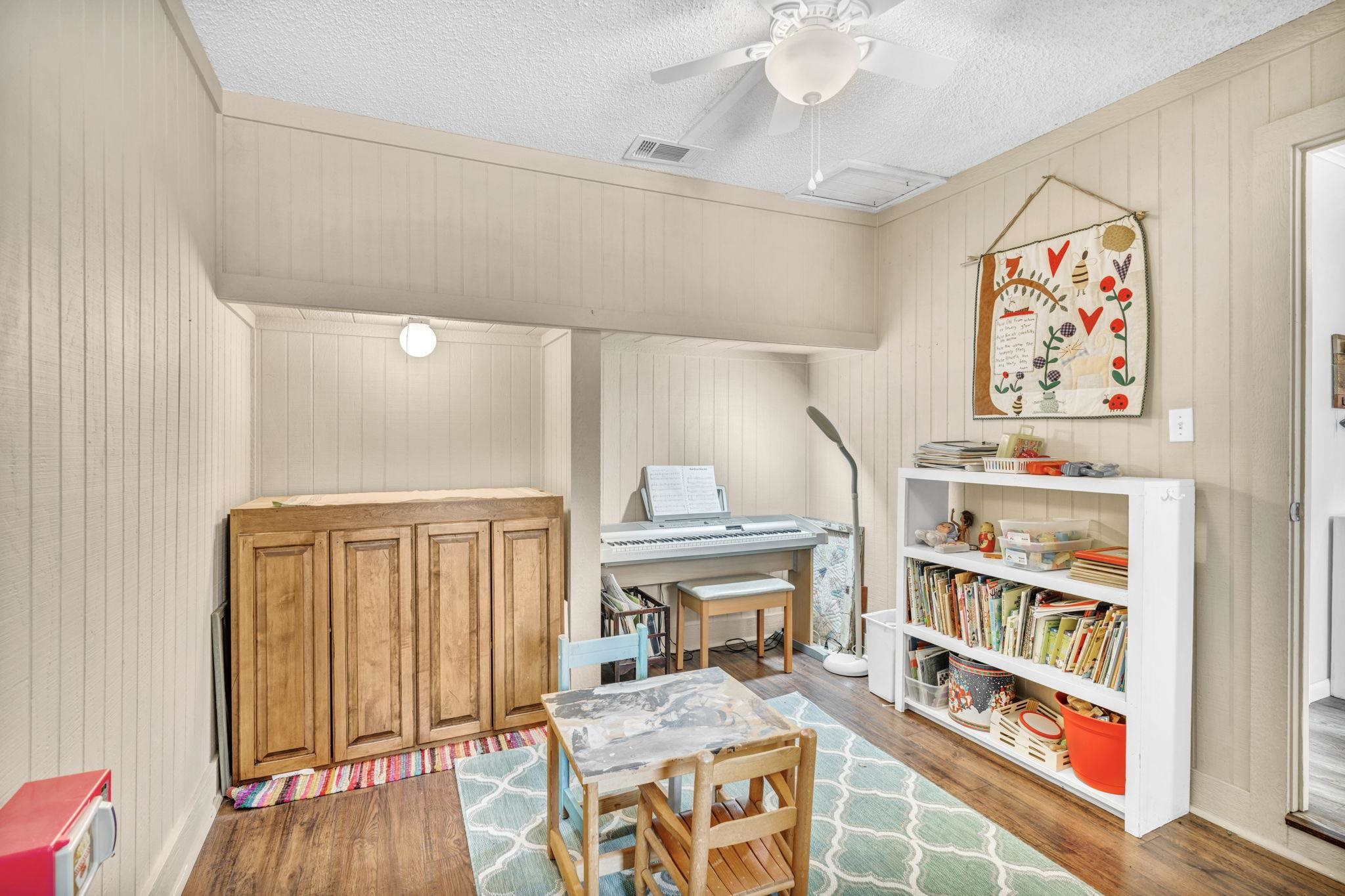 1312 Post Oak Cir