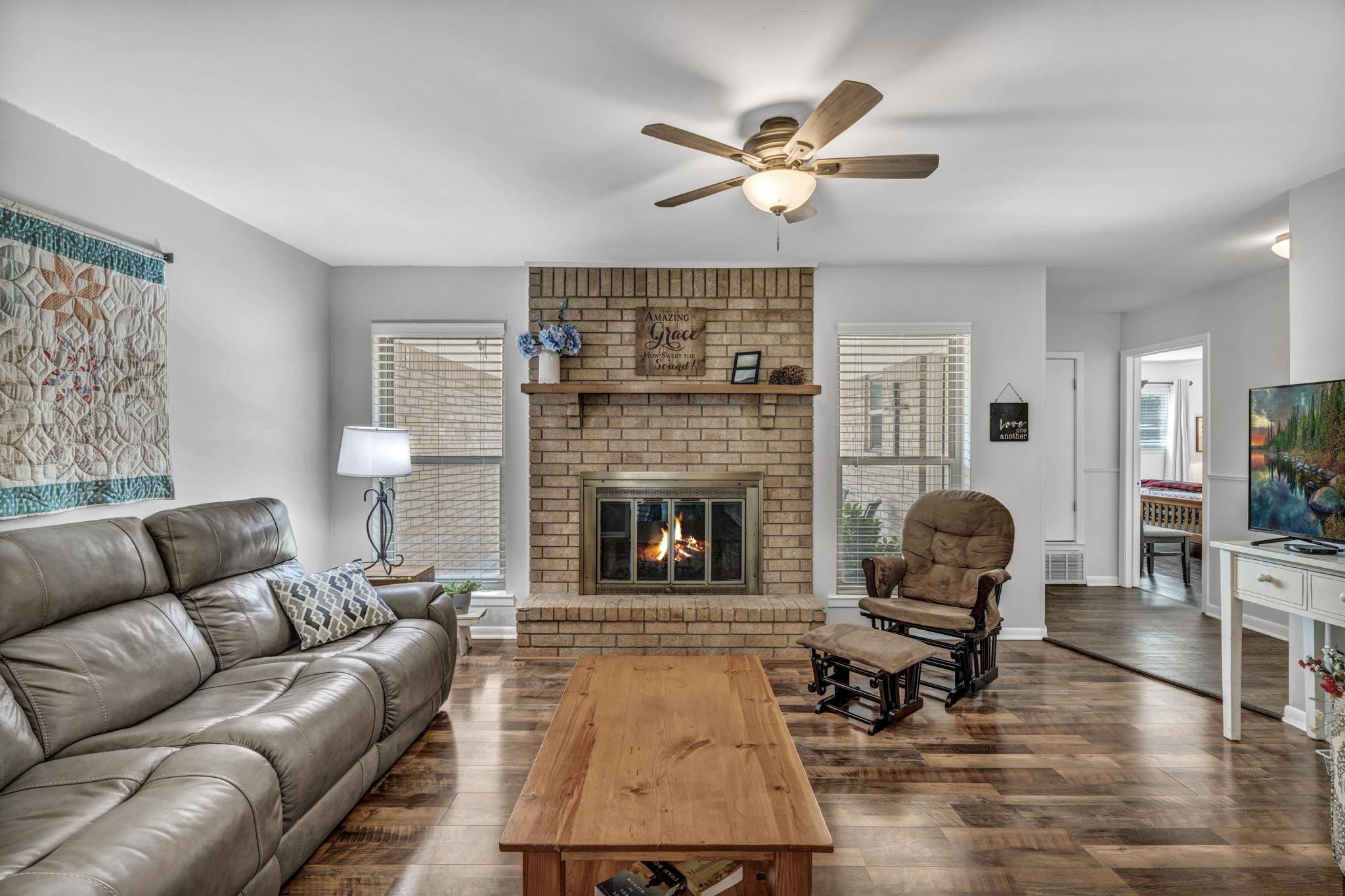 1312 Post Oak Cir