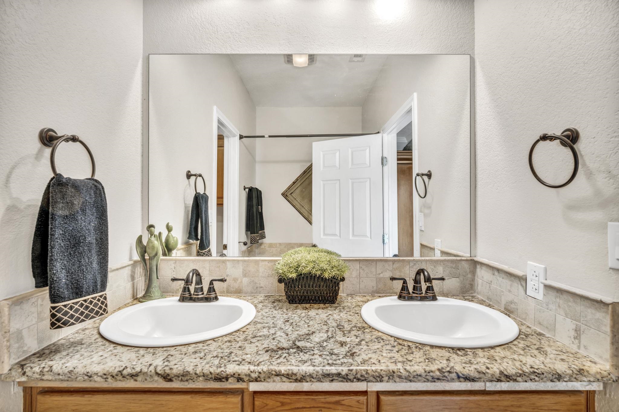 355 Highland Dr