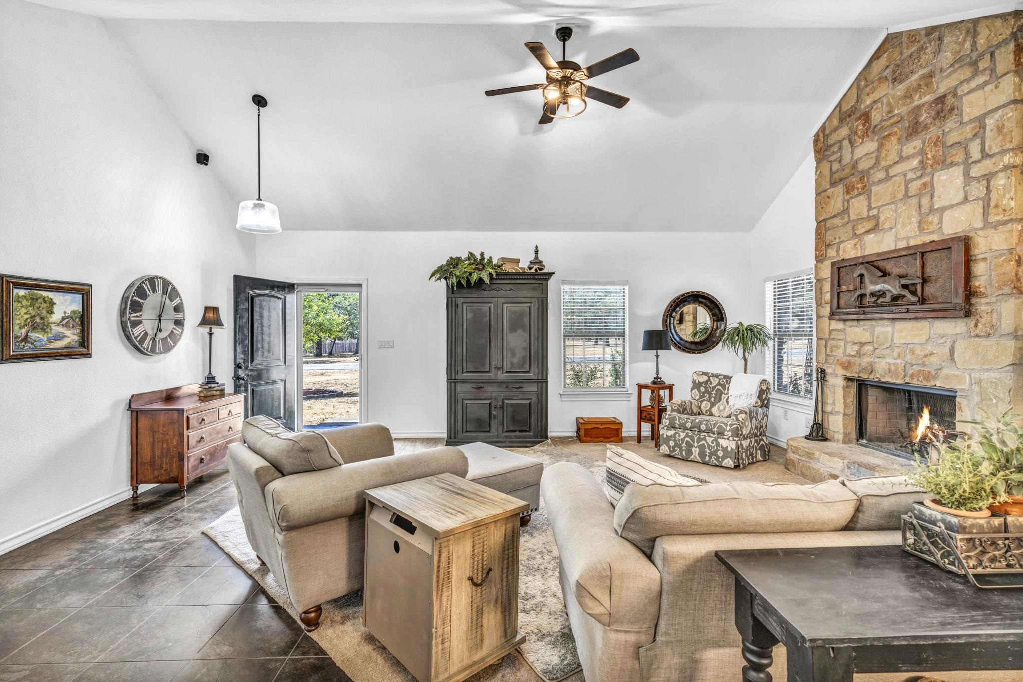 355 Highland Dr