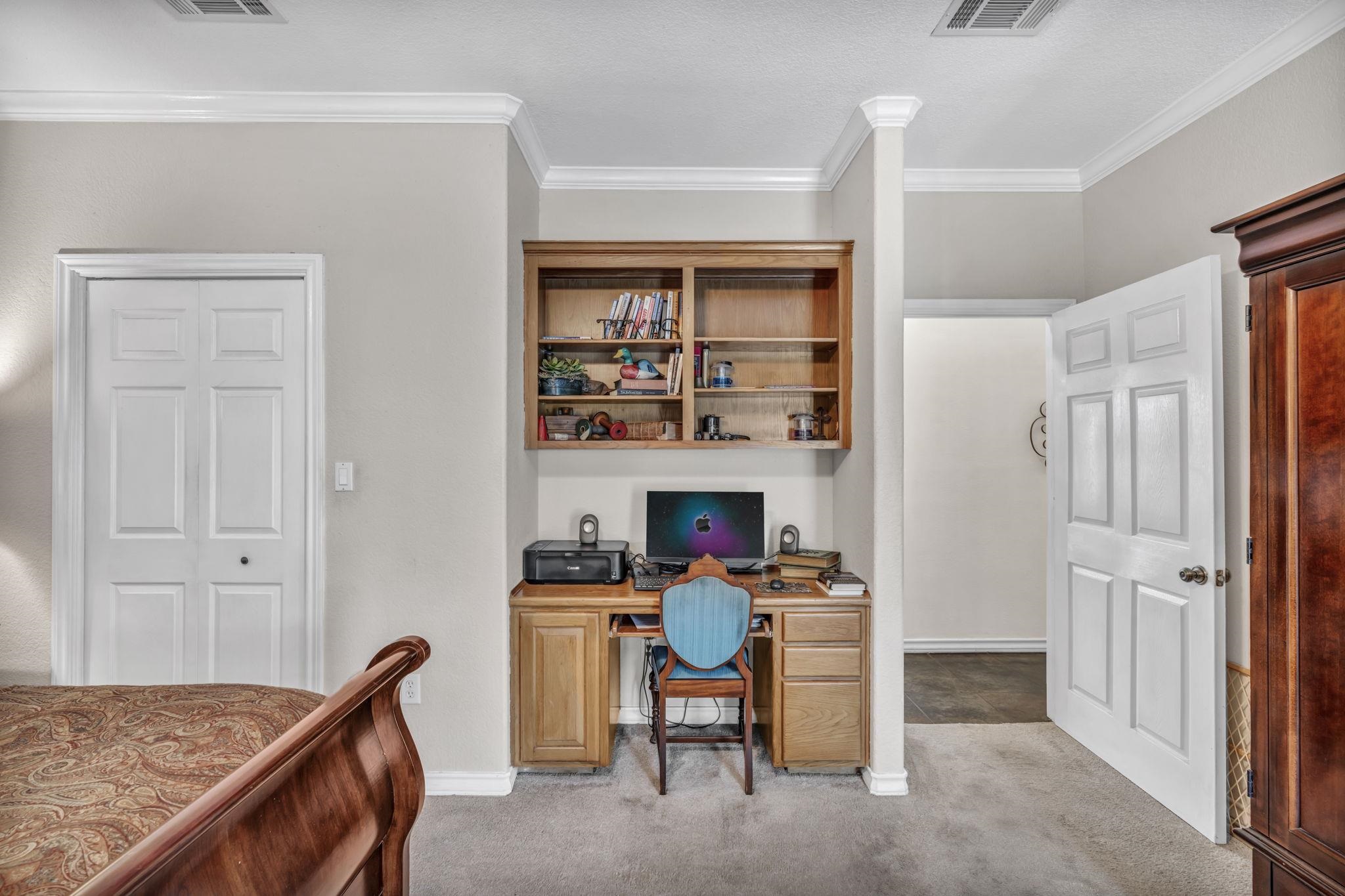 355 Highland Dr