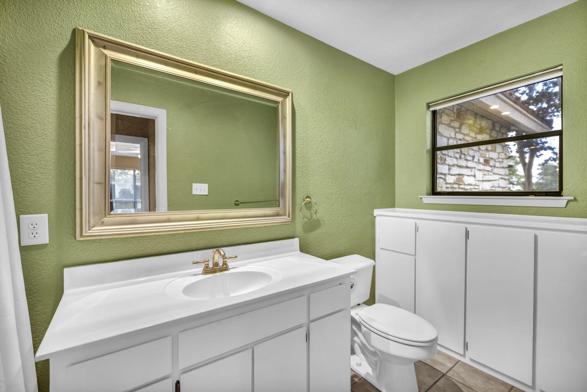 1108 Hi Stirrup #12 Unit Upper Deck