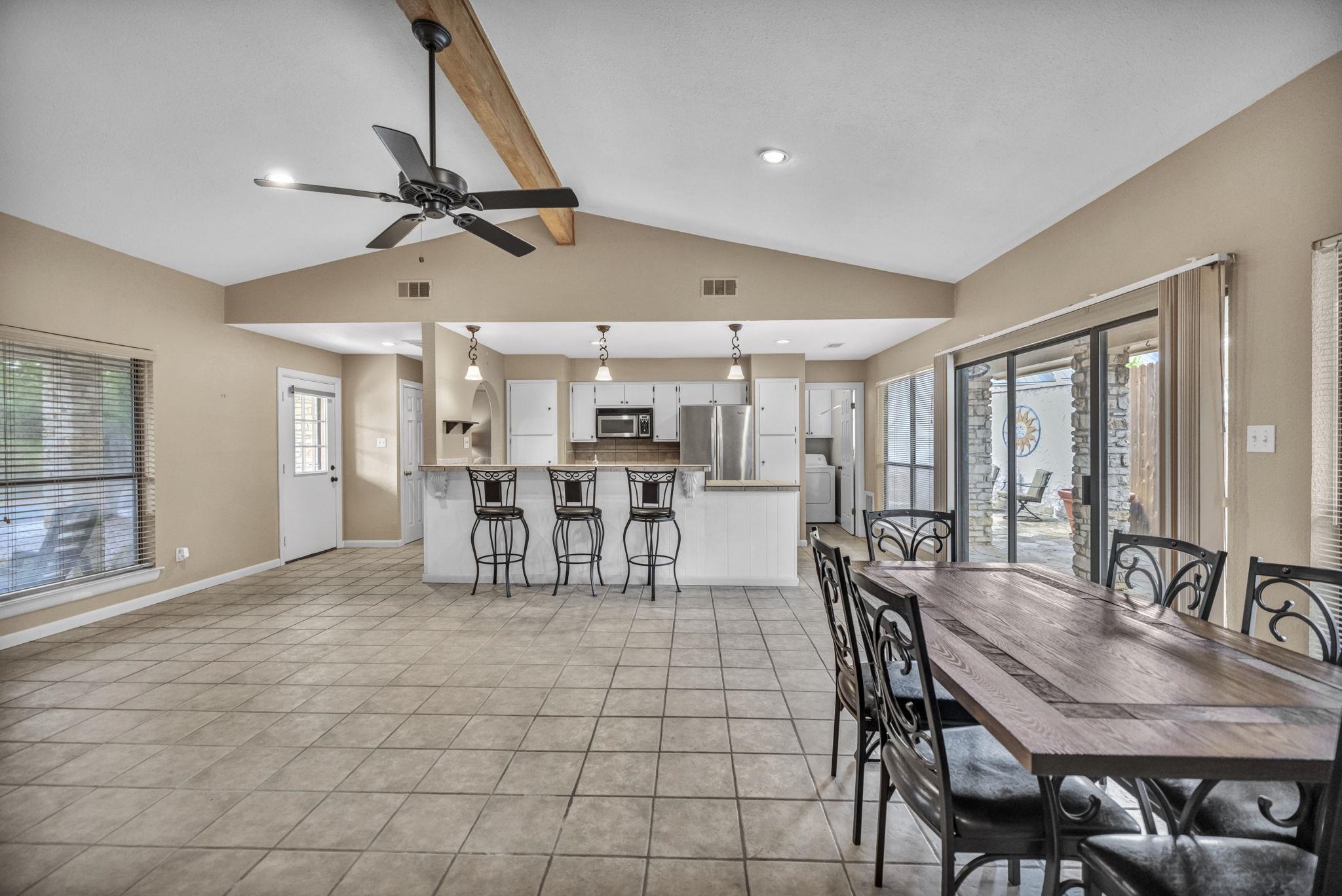 1108 Hi Stirrup #12 Unit Upper Deck