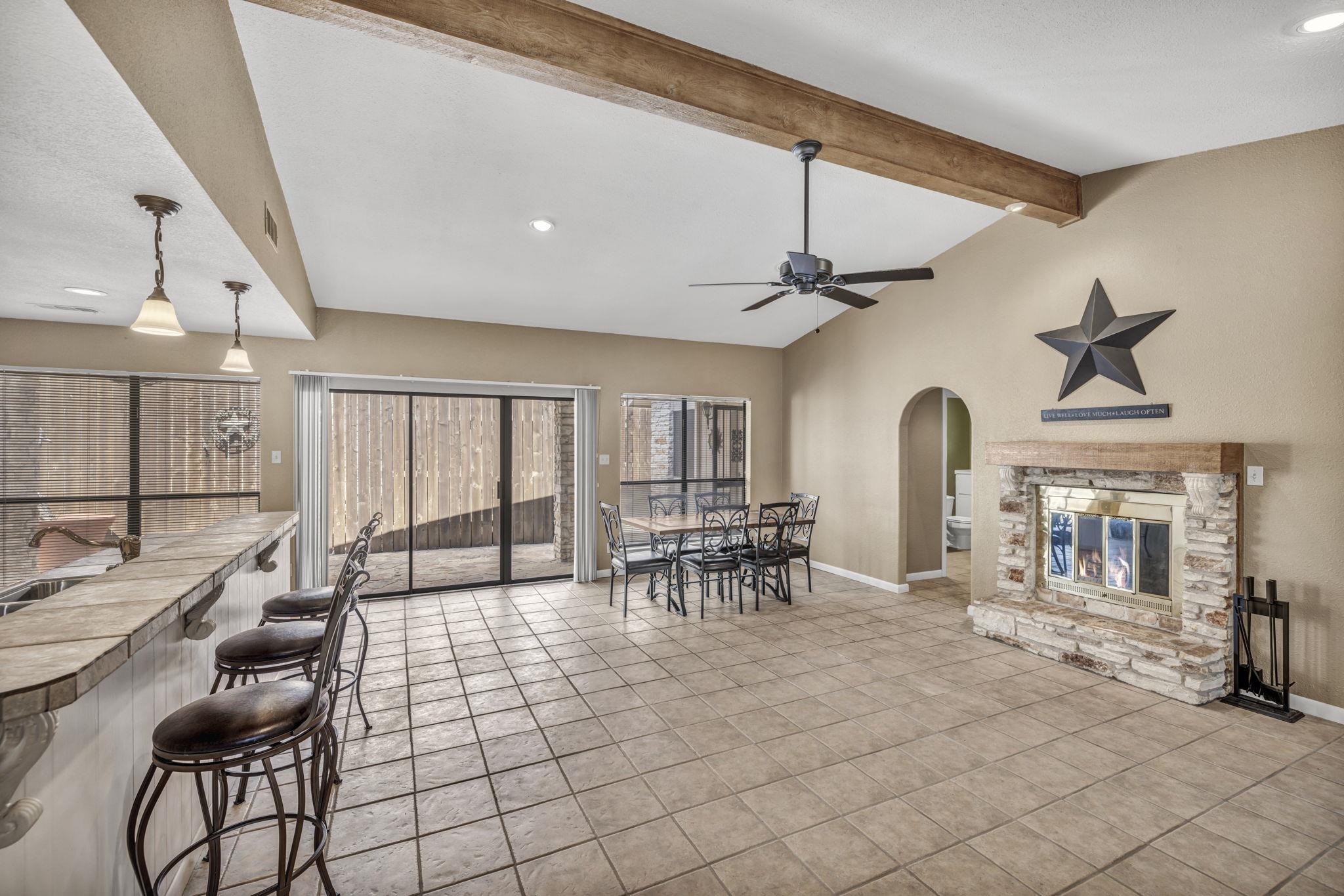 1108 Hi Stirrup #12 Unit Upper Deck