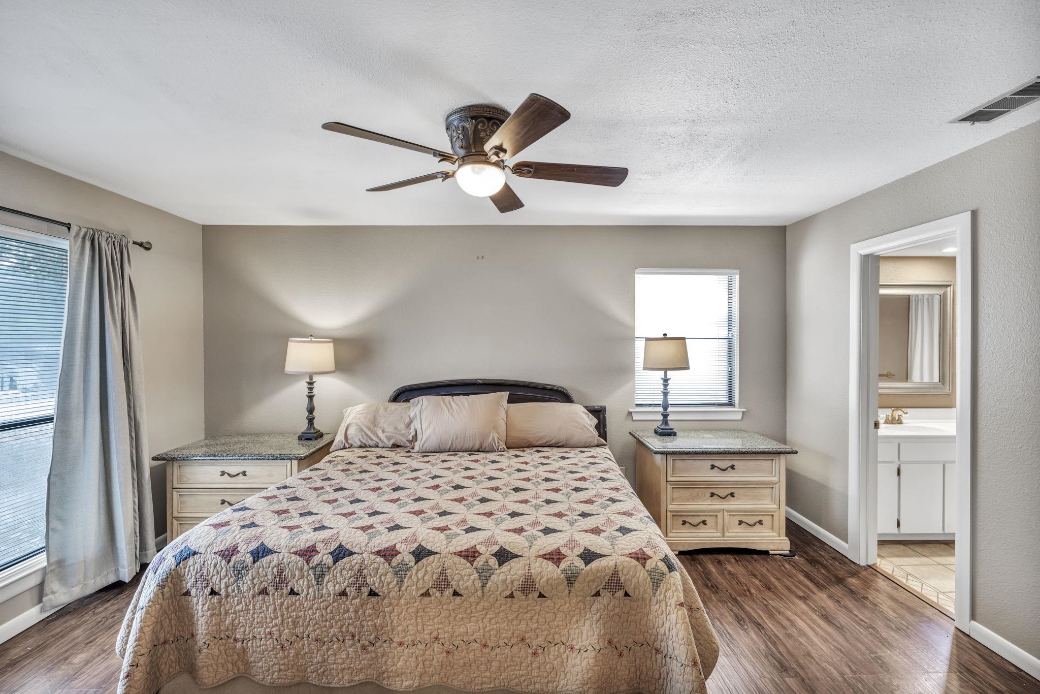 1108 Hi Stirrup #12 Unit Upper Deck