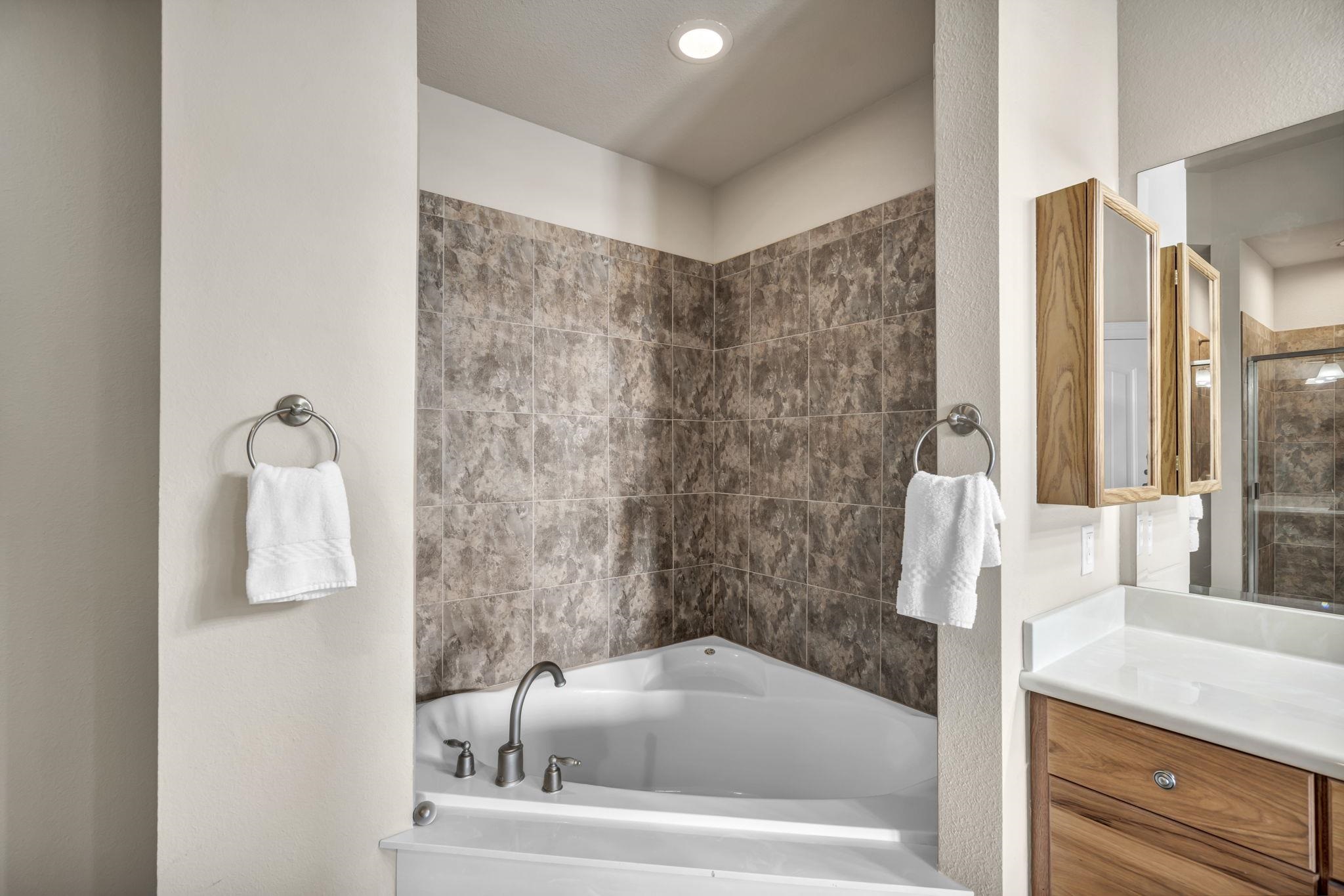 1000 The Cape #10 (aka #13) Unit The Waters at HSB Resort (Building 3)