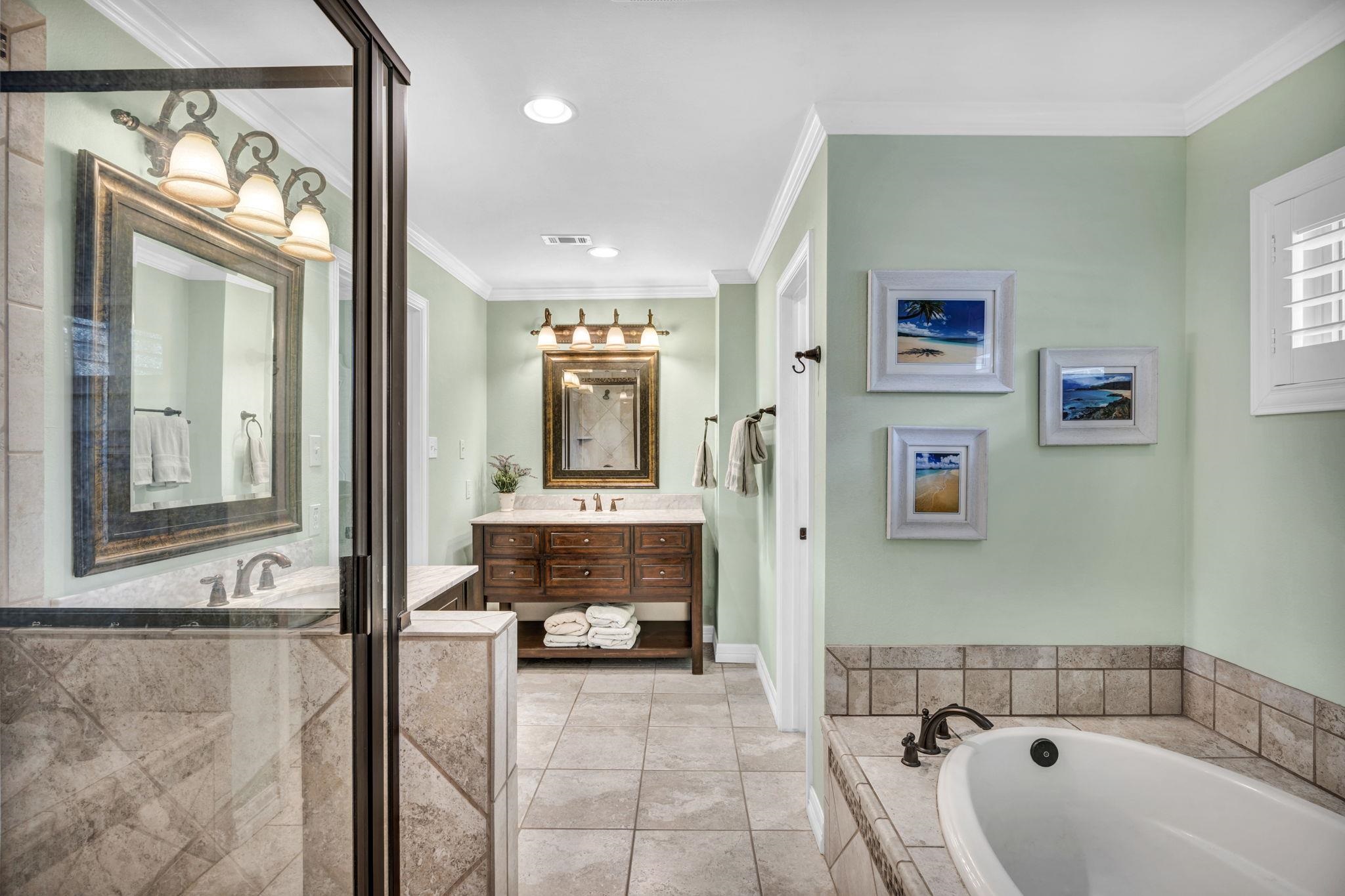 703 Red Sails, Horseshoe Bay, TX 78657